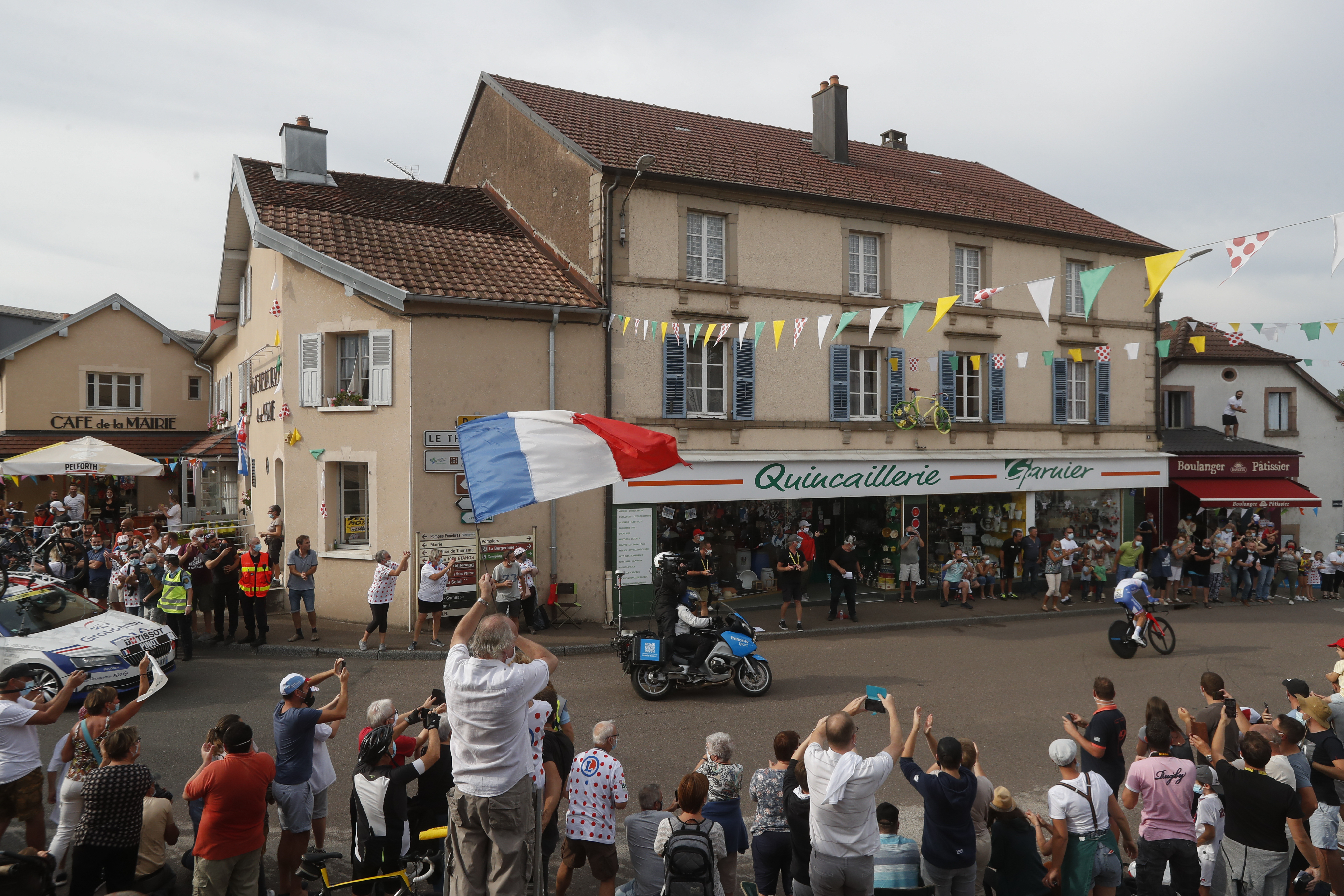 Tour de France 2020 Final Stage FREE LIVE STREAM (9/20/20) Watch cycling online Time, TV, channel