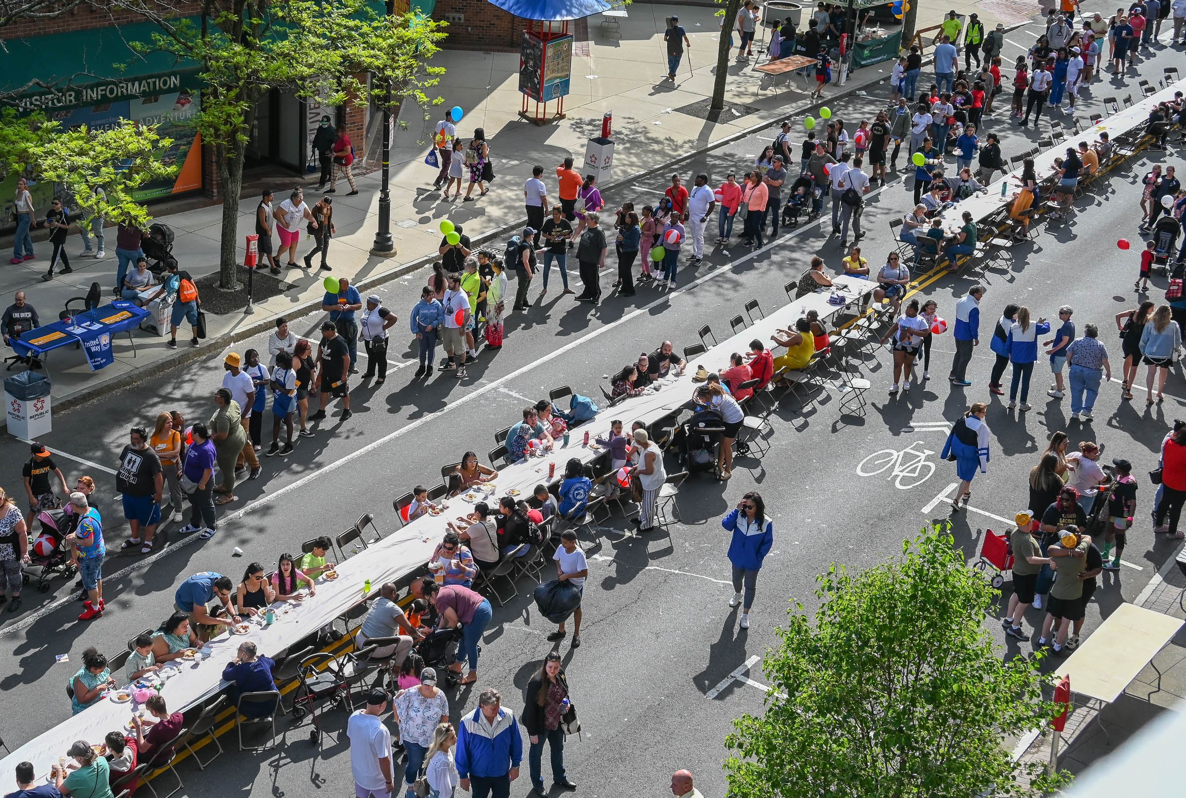 World’s Largest Pancake Breakfast draws thousands downtown