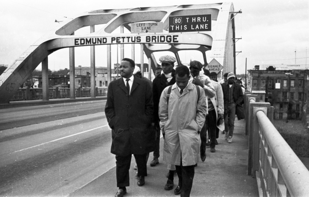 Renaming the Edmund Pettus Bridge for John Lewis, who nearly died there on  Bloody Sunday - The Washington Post