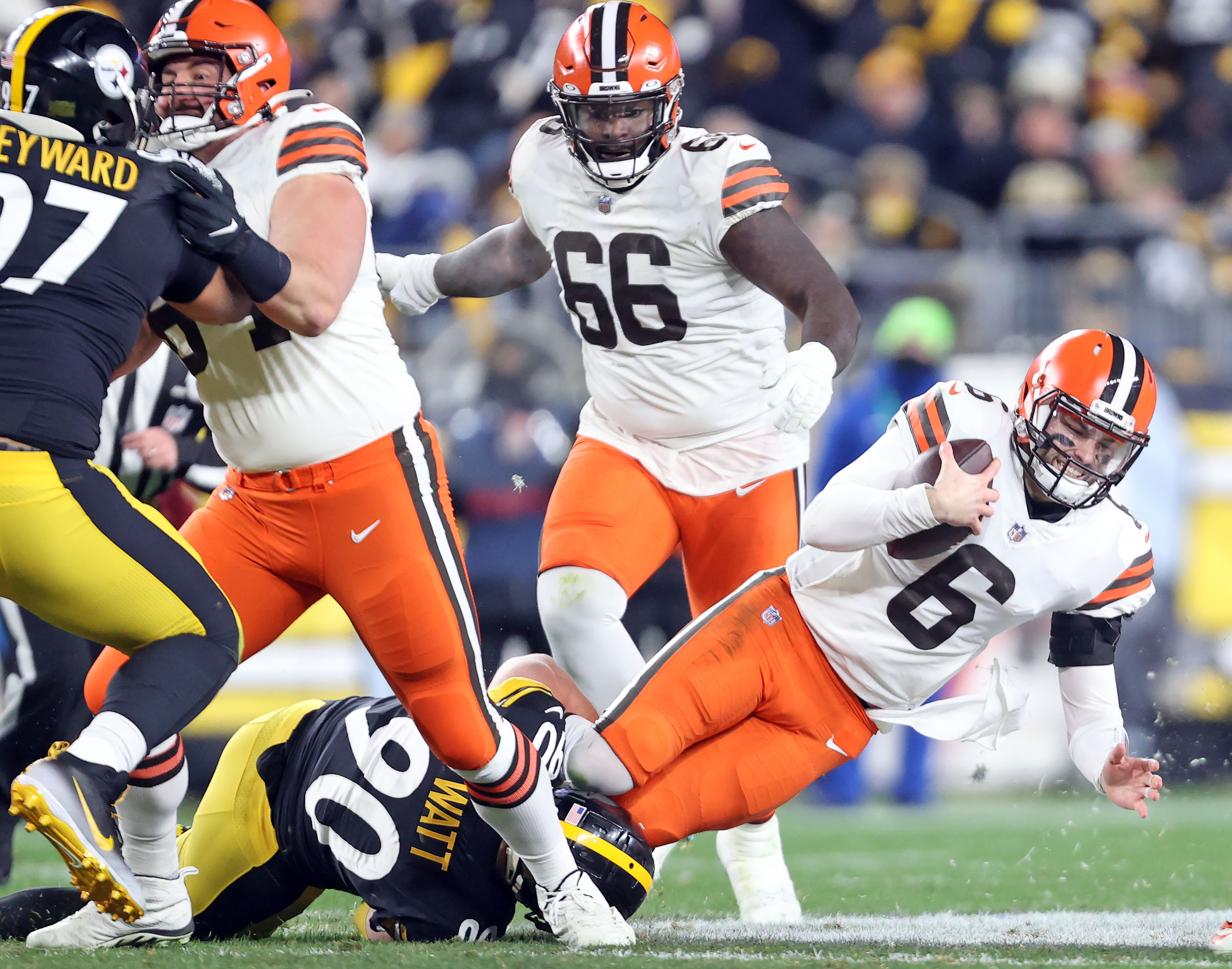 See our favorite photos from Cleveland Browns' 26-14 loss to Pittsburgh  Steelers 