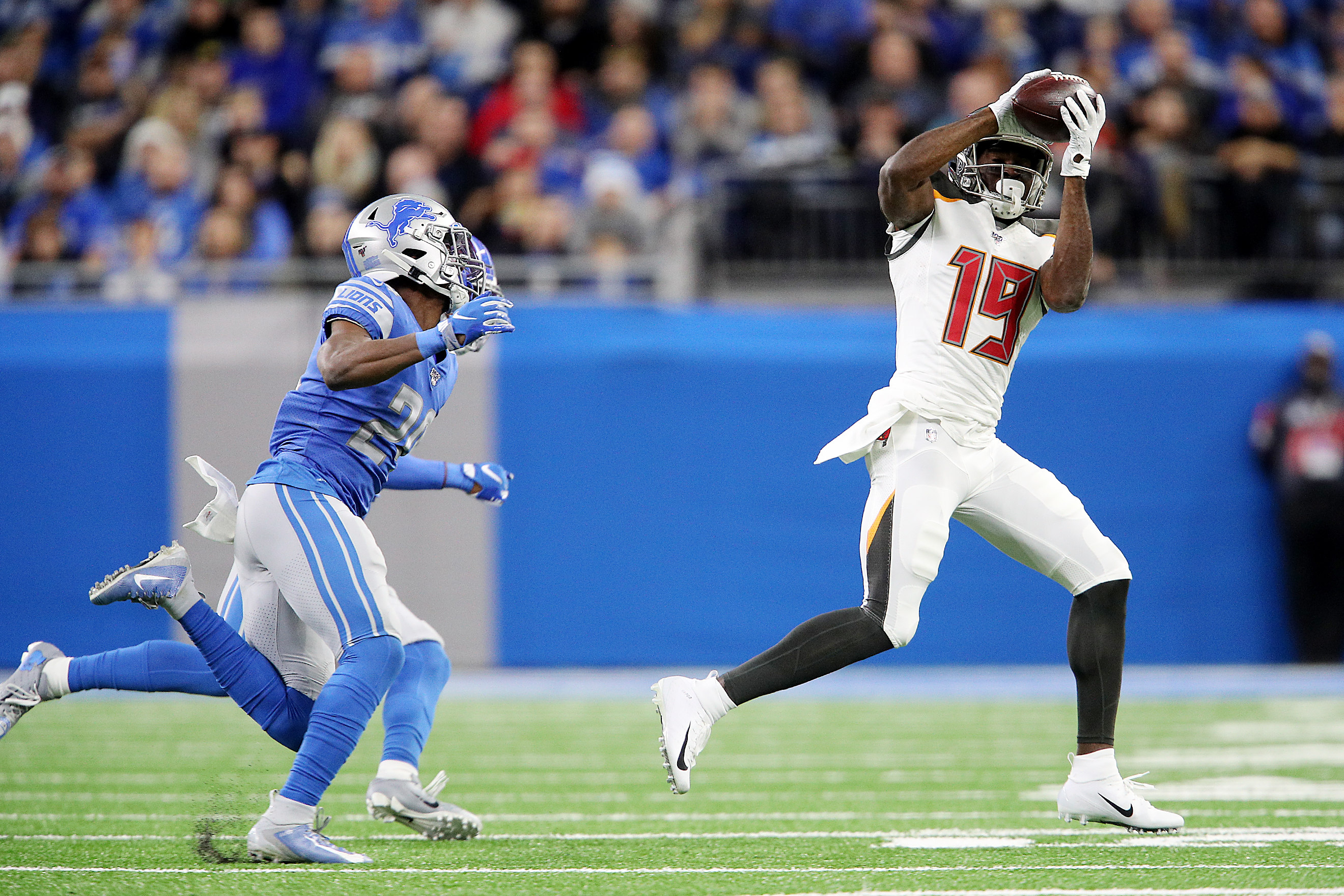 Detroit Lions cut WR Breshad Perriman just months after signing him to free  agent deal