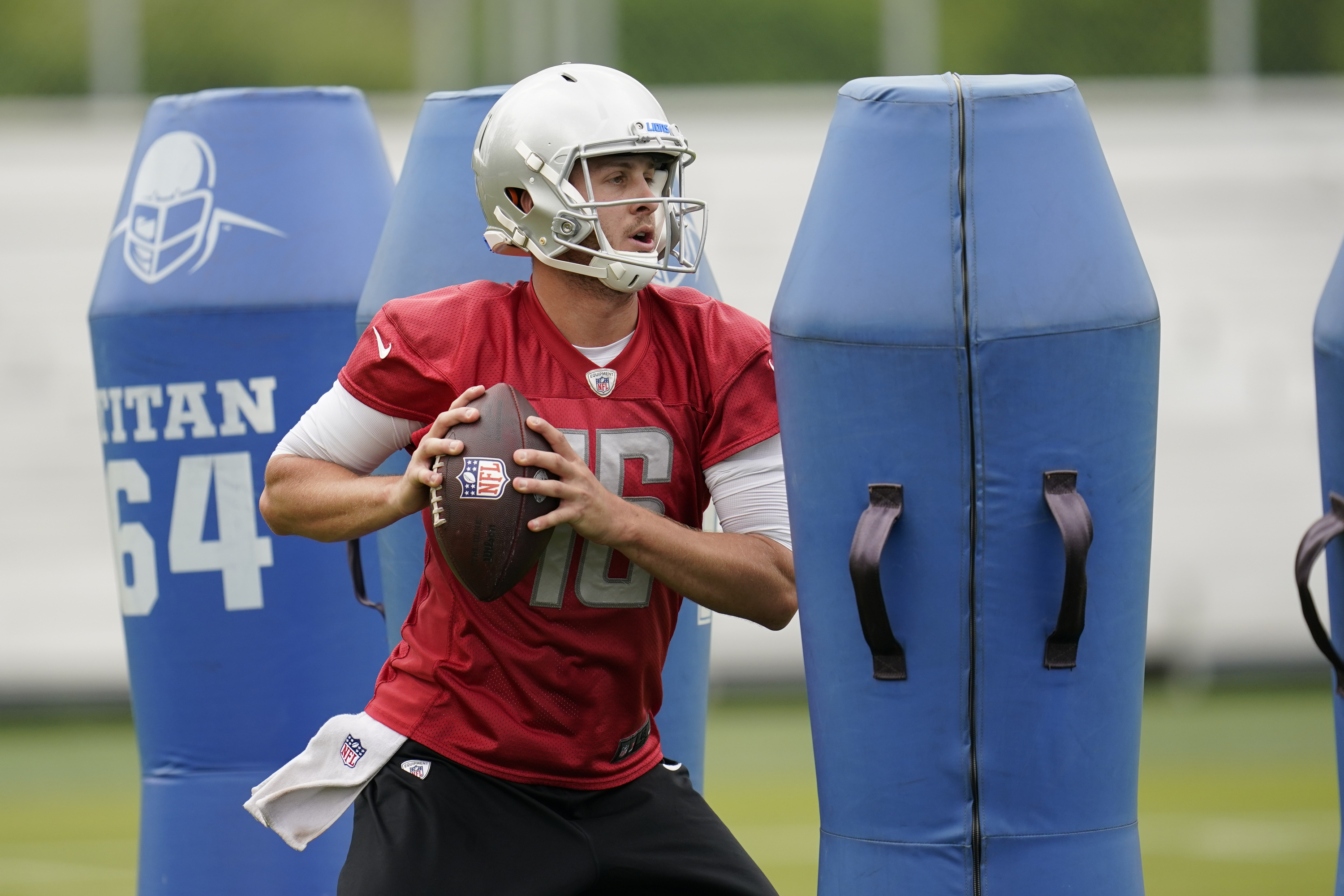 Detroit Lions see crisp, red-flag free QB Jared Goff ahead of Year