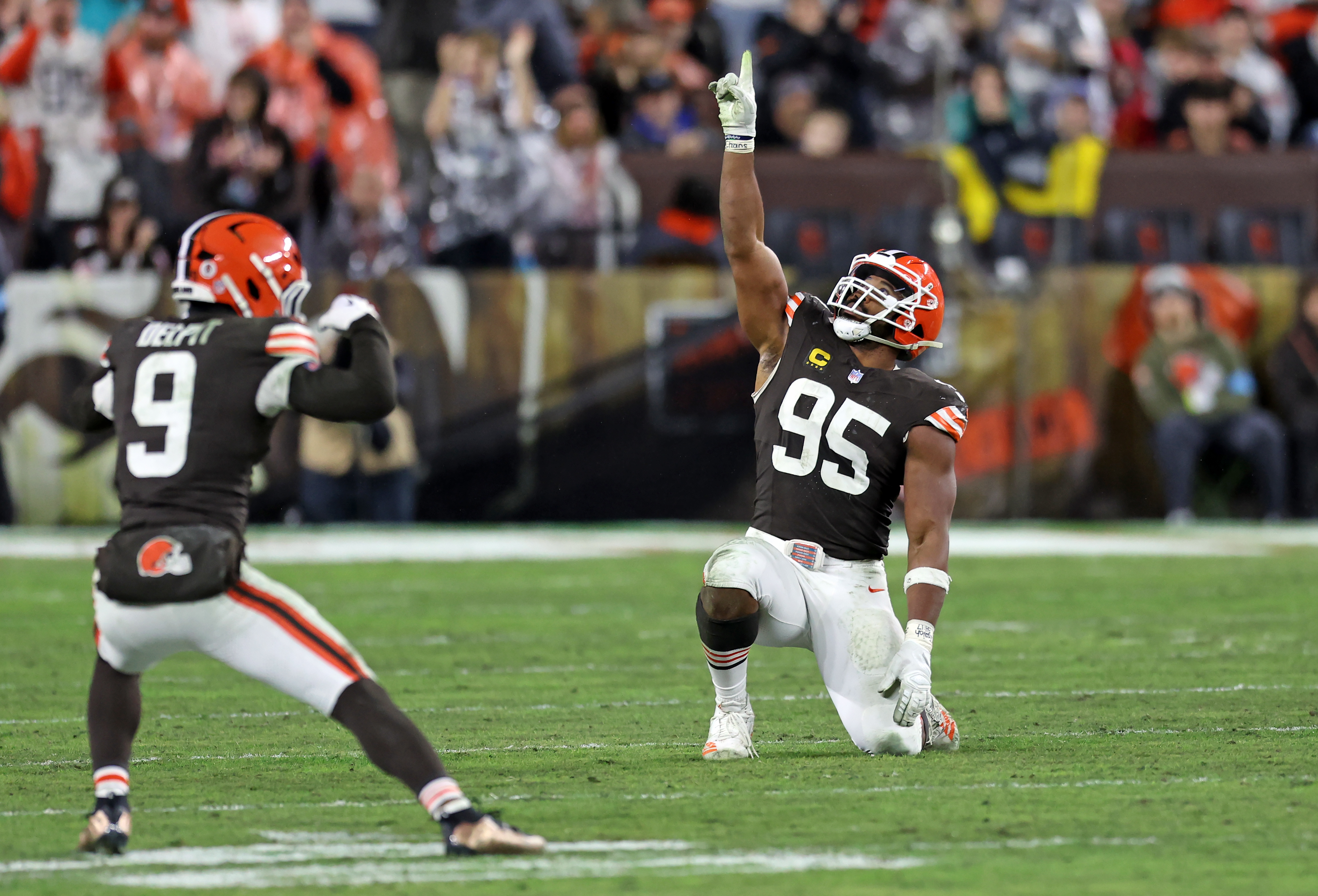 Analyst: Why the Lions can go all-in and target Myles Garrett - mlive.com