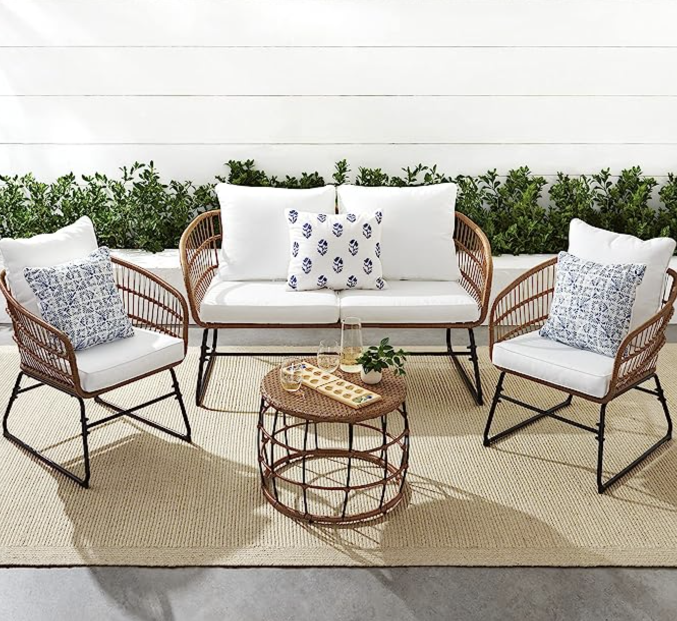 Maincraft 4-pieces Outdoor Wicker Sofa Set, Patio Furniture with