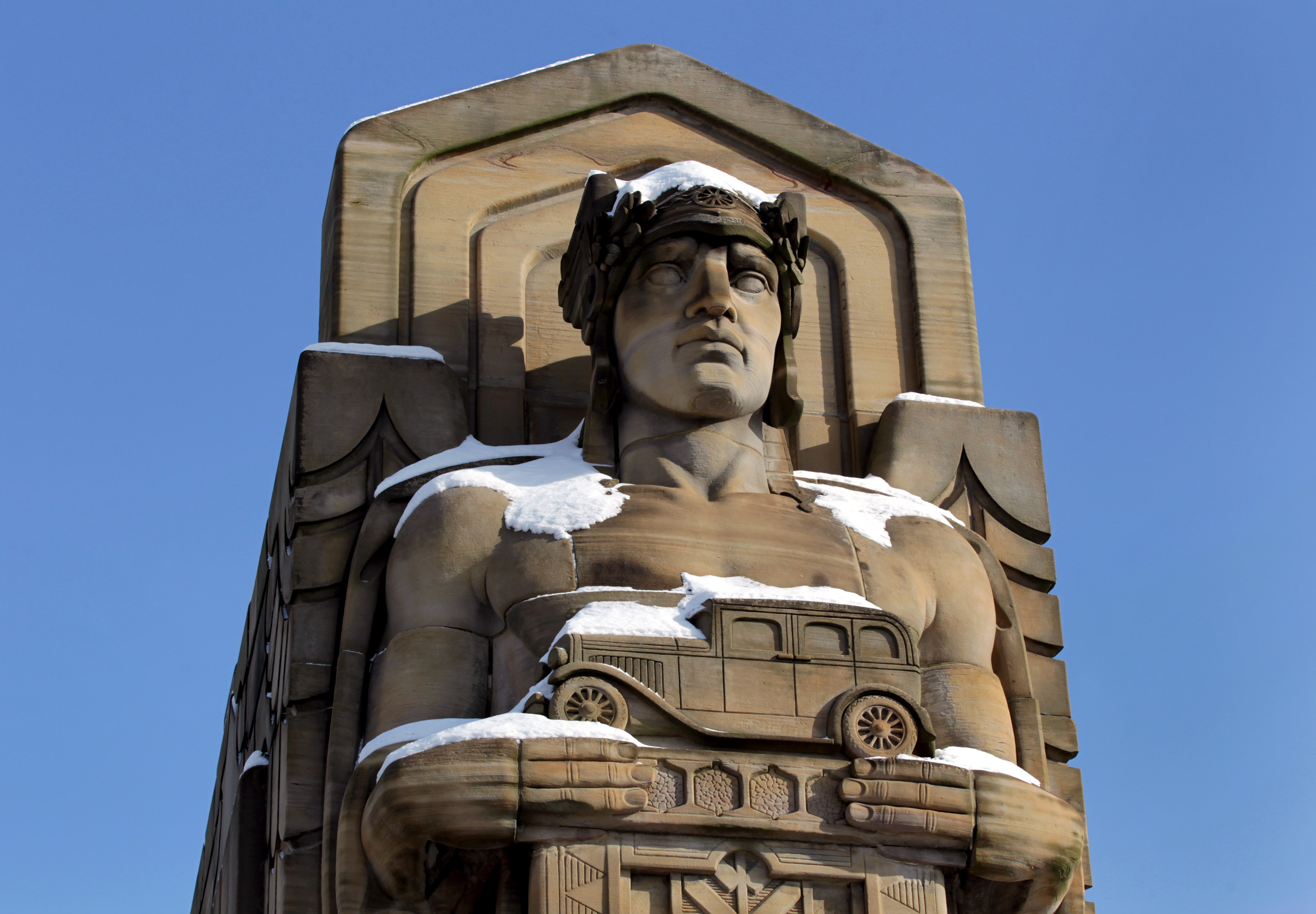 The Four Guardians of Transportation  Deco statue, Art deco statue, Art  deco architecture