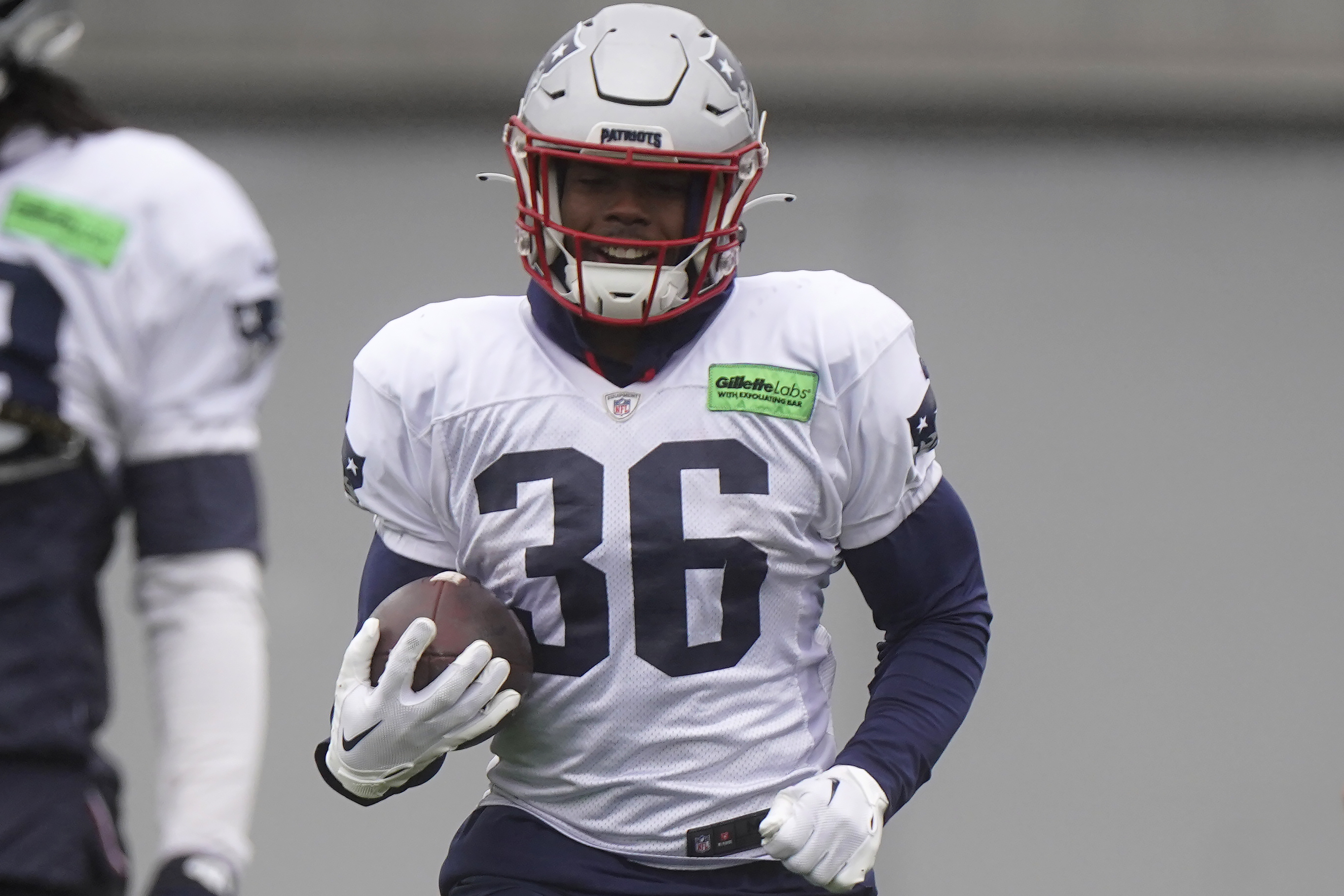 2022 NFL roster cuts: Patriots reportedly waive Kevin Harris - Pats Pulpit