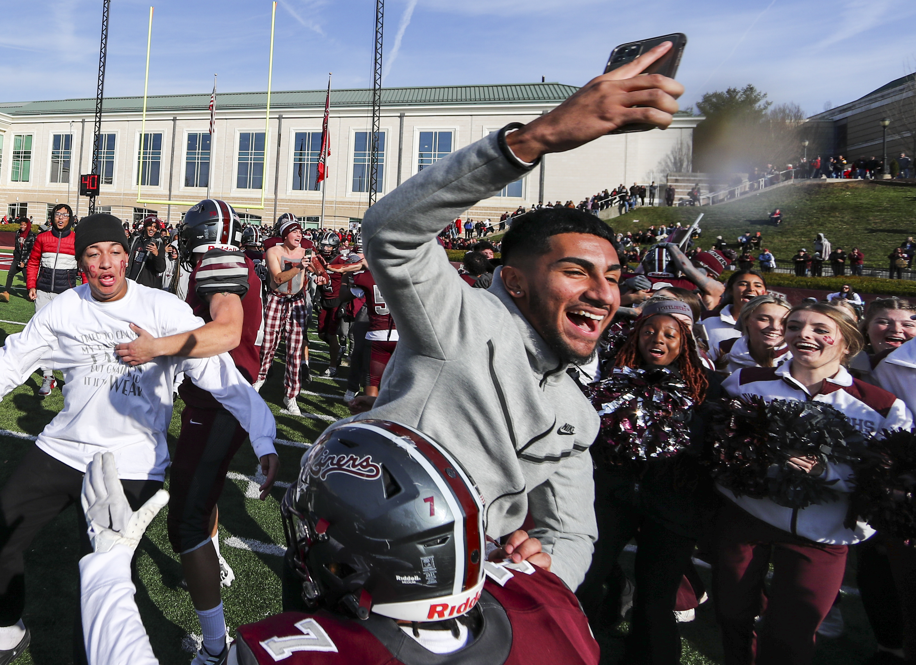 Scores from the 2022 Thanksgiving Day high school football games