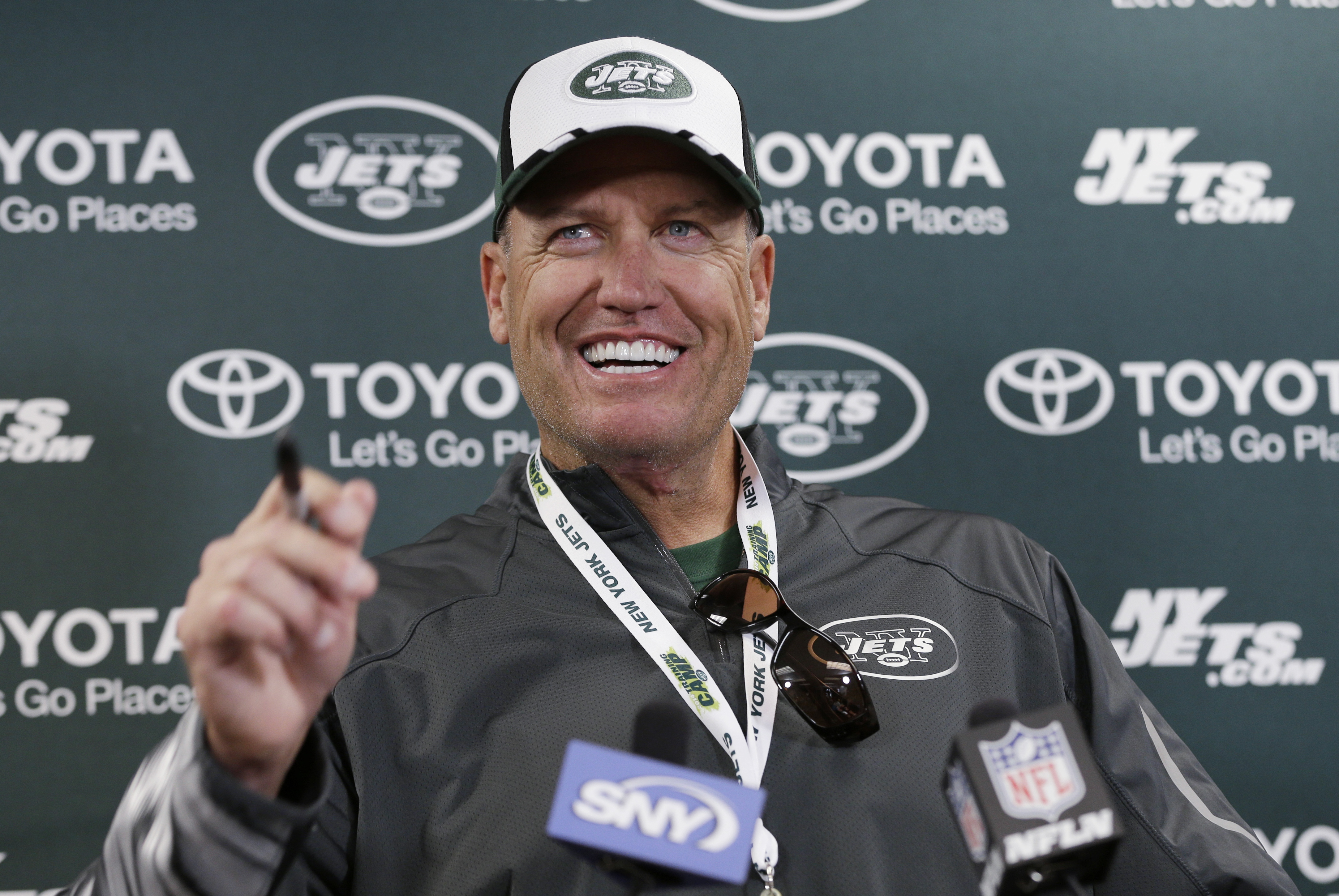 Shedeur Sanders' mom calls ESPN analyst 'cancerous' - nj.com