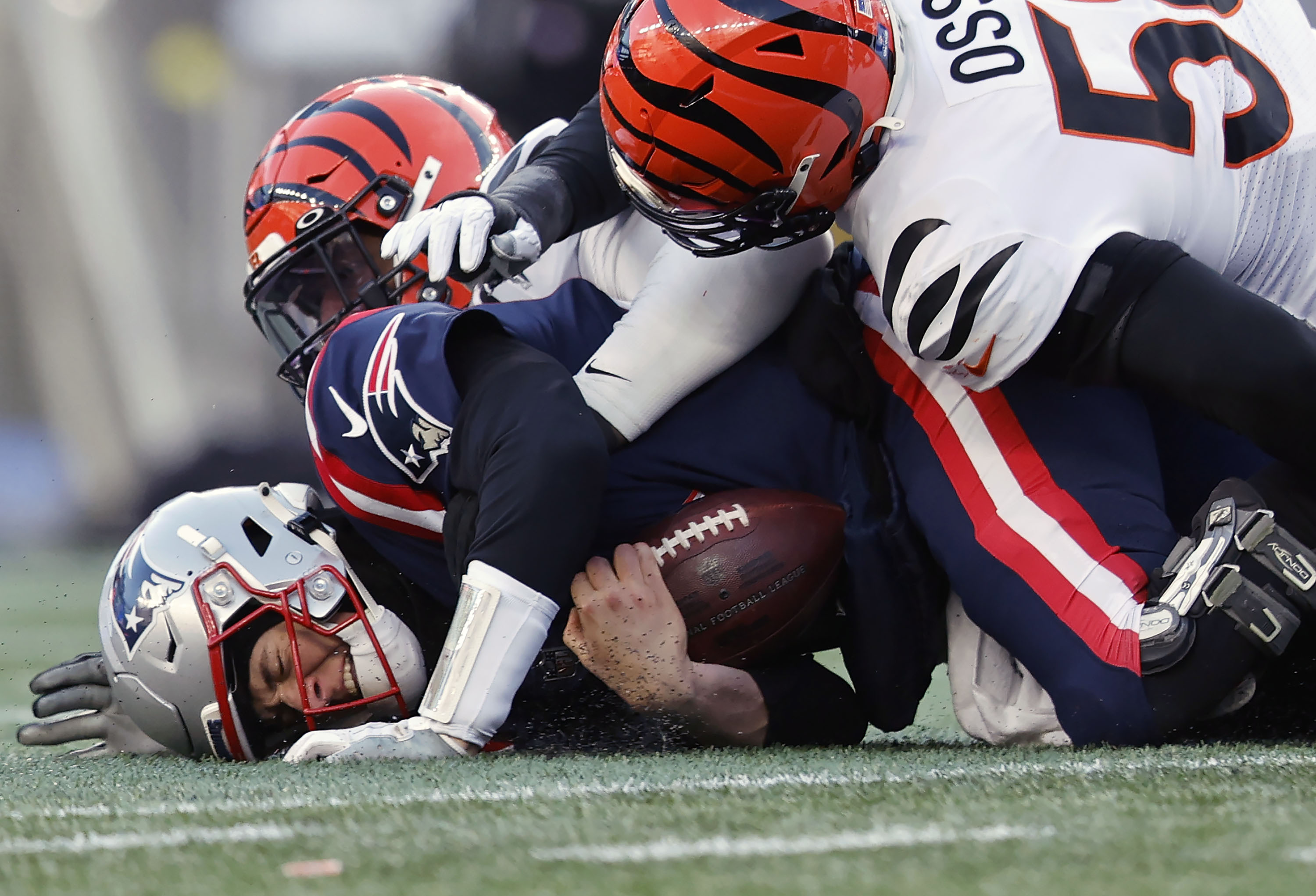 This is how Bill Belichick responded to the Hunter Henry catch