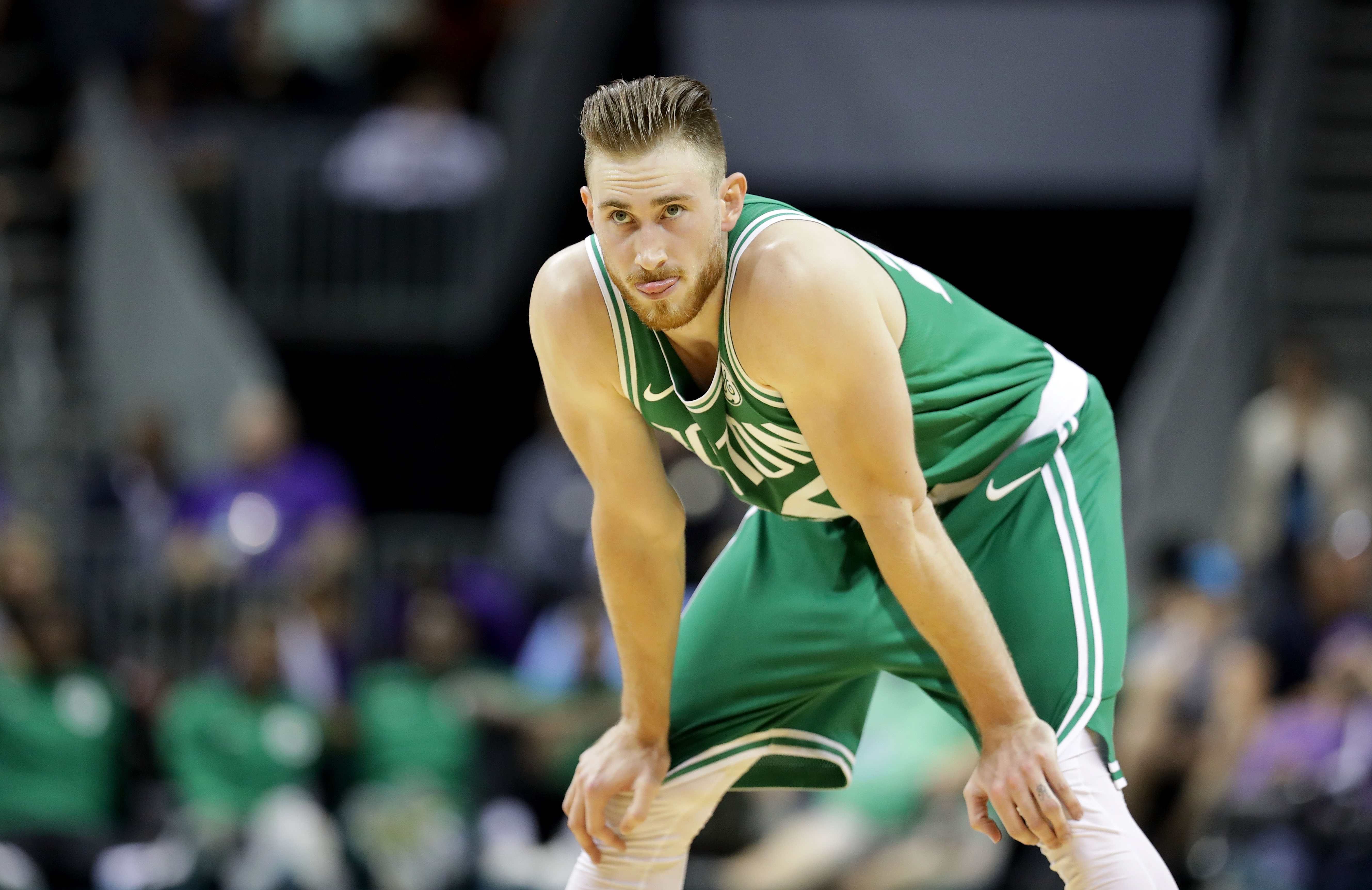 Reports: Hornets to sign Gordon Hayward, waive Nicolas Batum