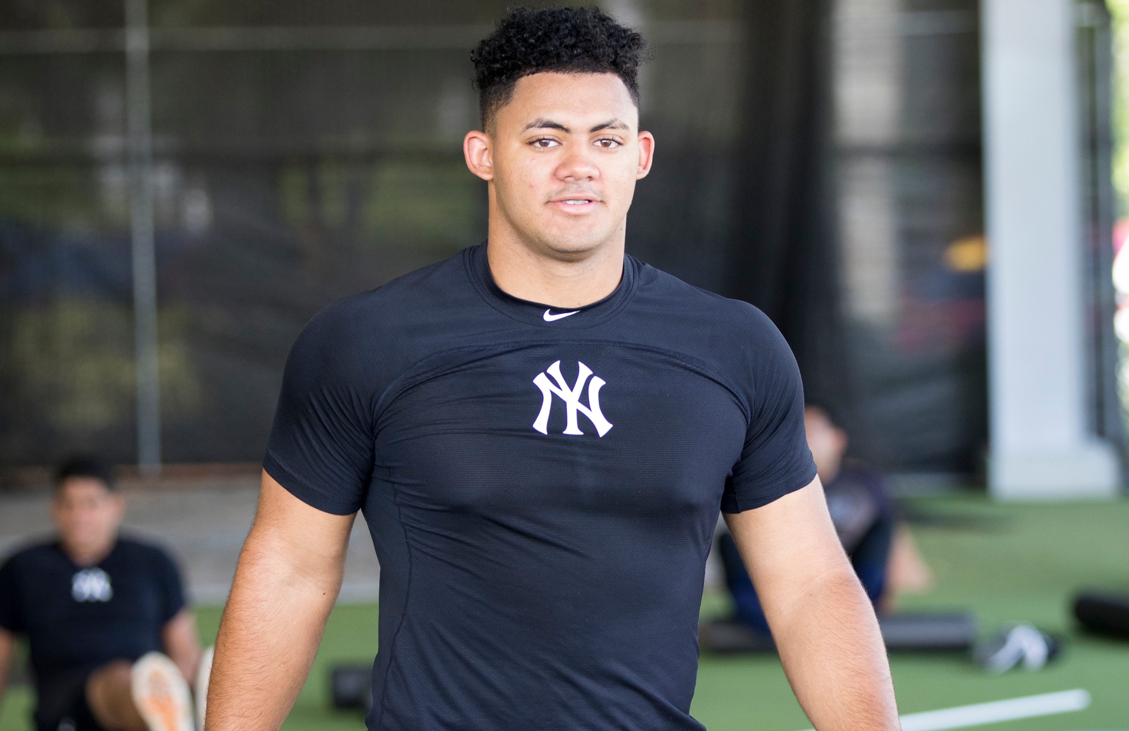 New York Yankees Prospect Jasson Dominguez Crushes Home Run in 2022  All-Star Futures Game - Sports Illustrated NY Yankees News, Analysis and  More