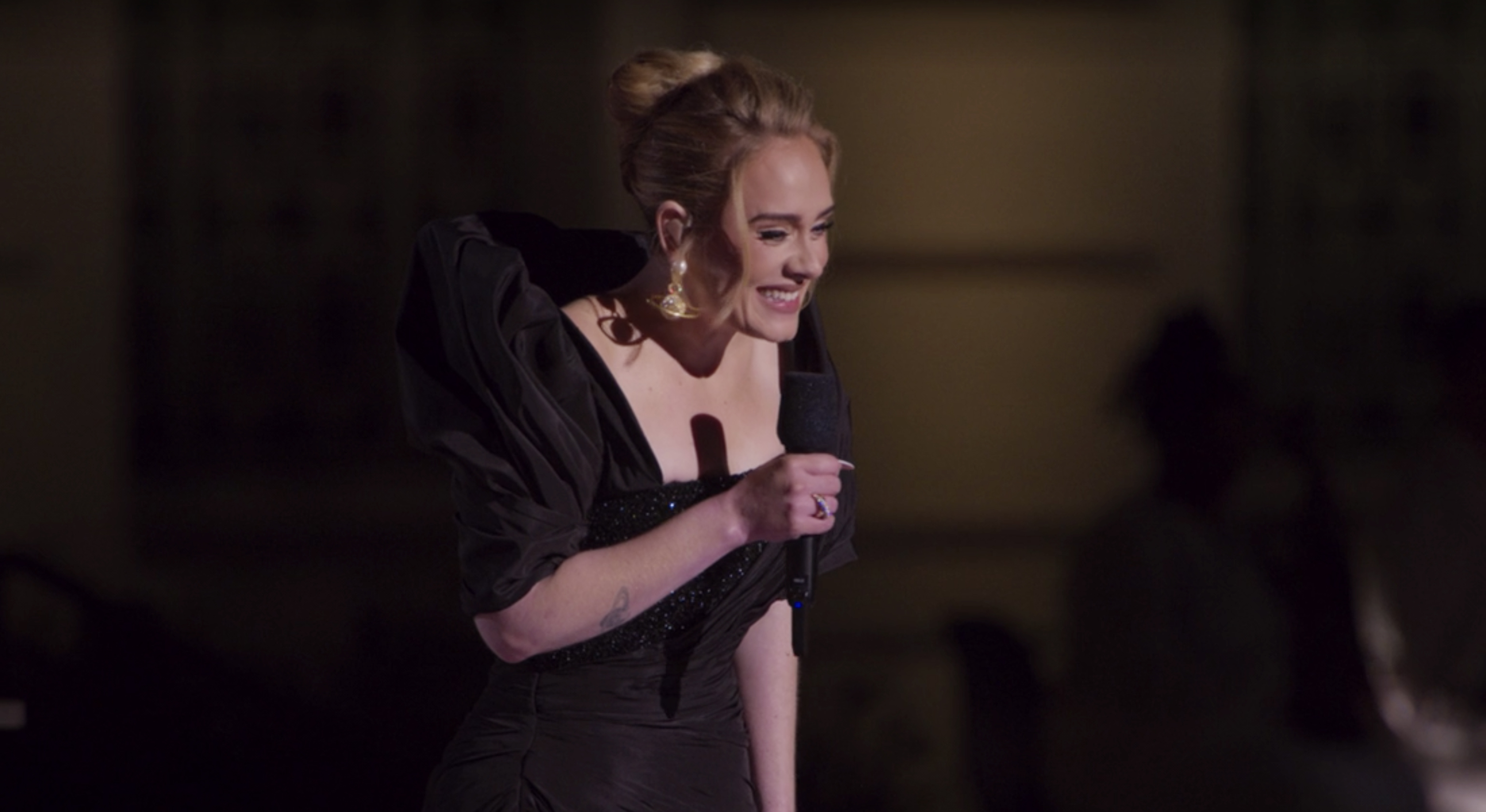 Adele Helps Couple Get Engaged During 'One Night Only' Concert Special