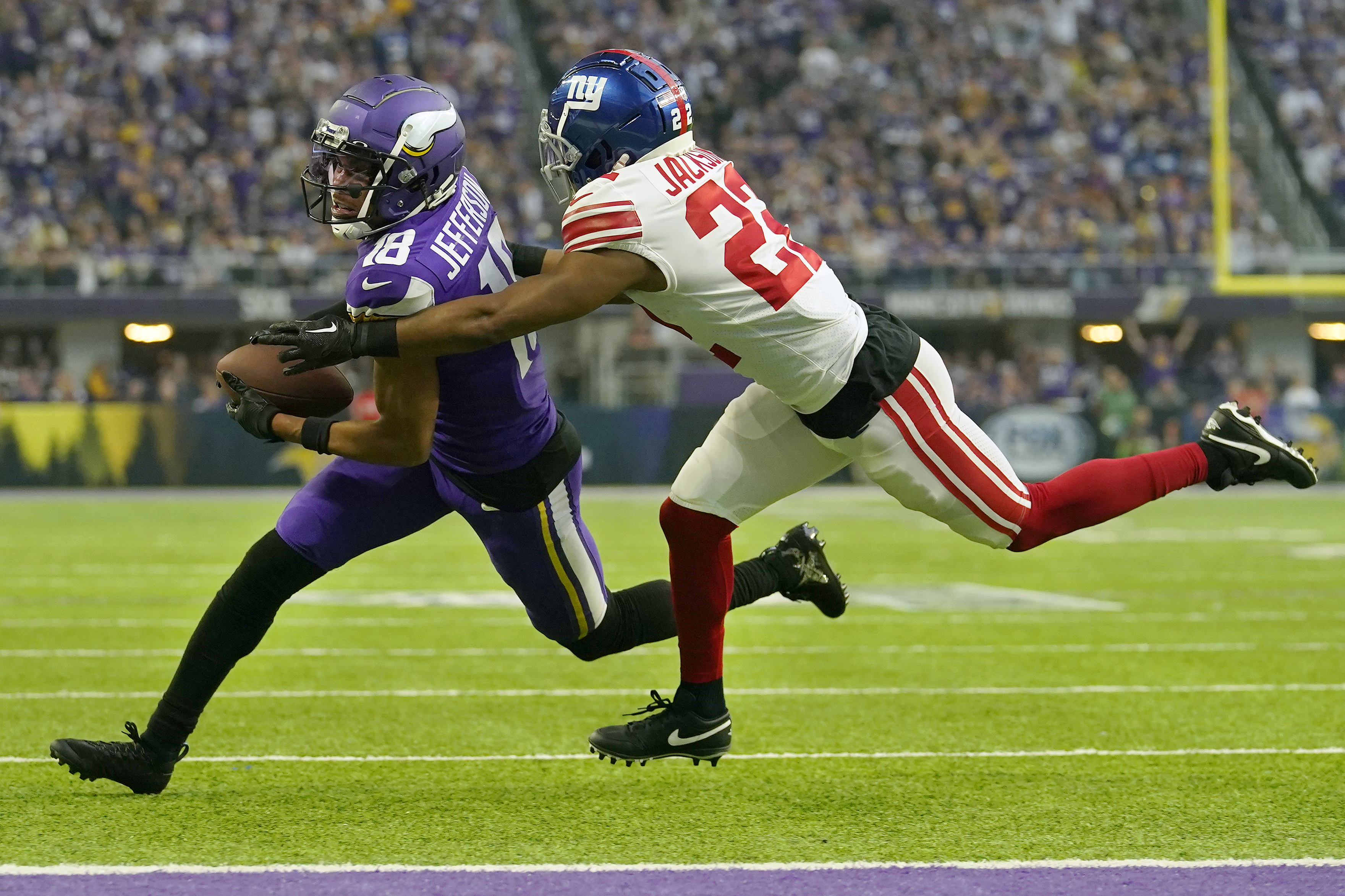 New York Giants cornerback Adoree' Jackson (22) defends against