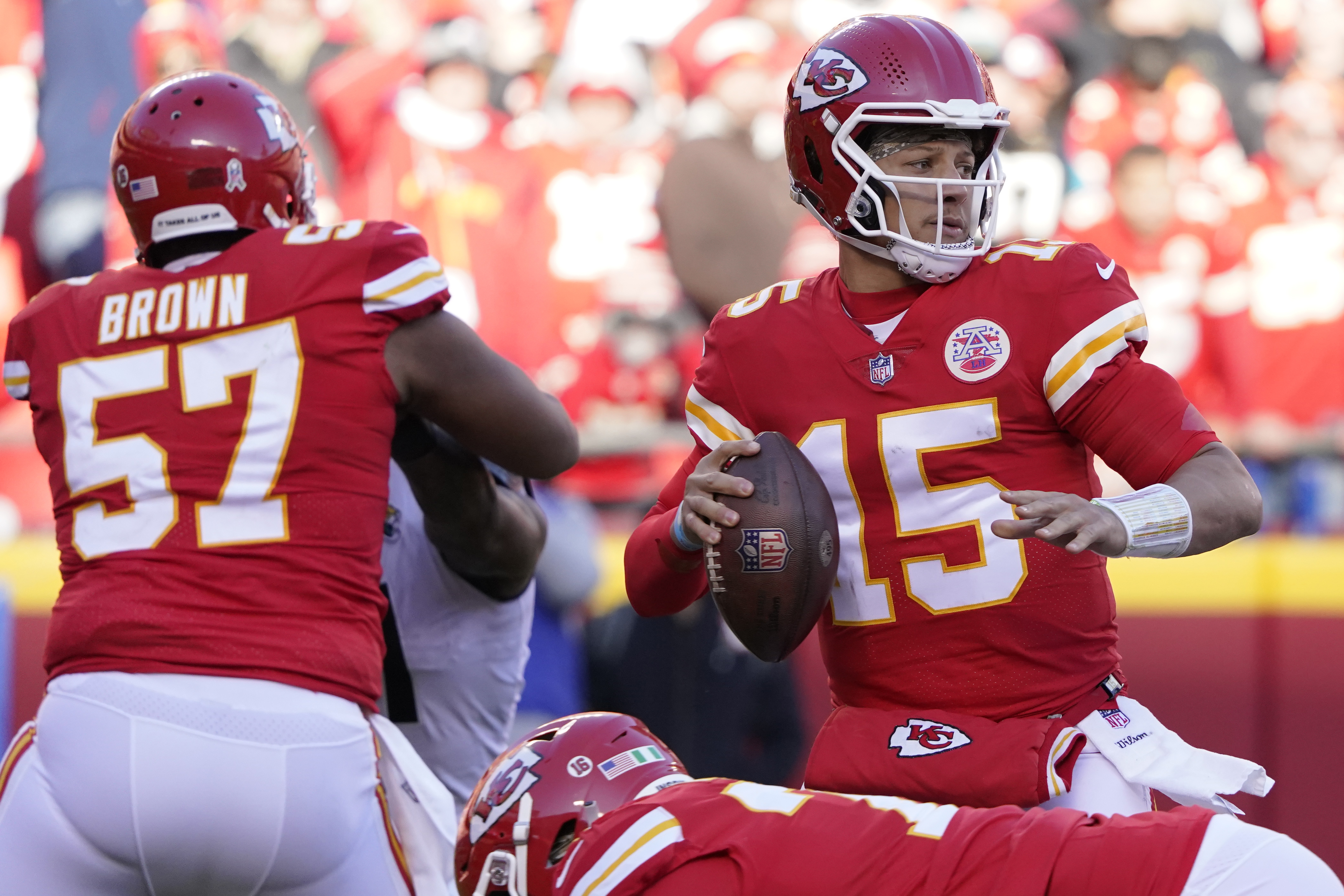 Chargers at Chiefs how to watch: TV channel, live stream, odds, pick as  Patrick Mahomes, Justin Herbert battle 