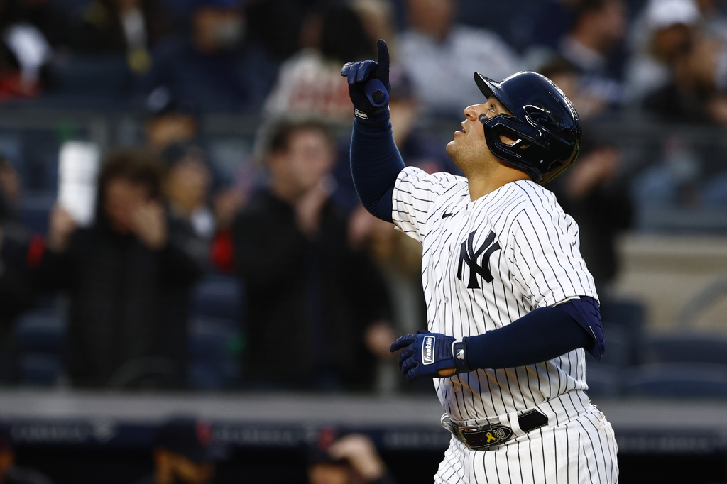 Complex Sports on X: Gleyber Torres mocked Josh Naylor's rock the