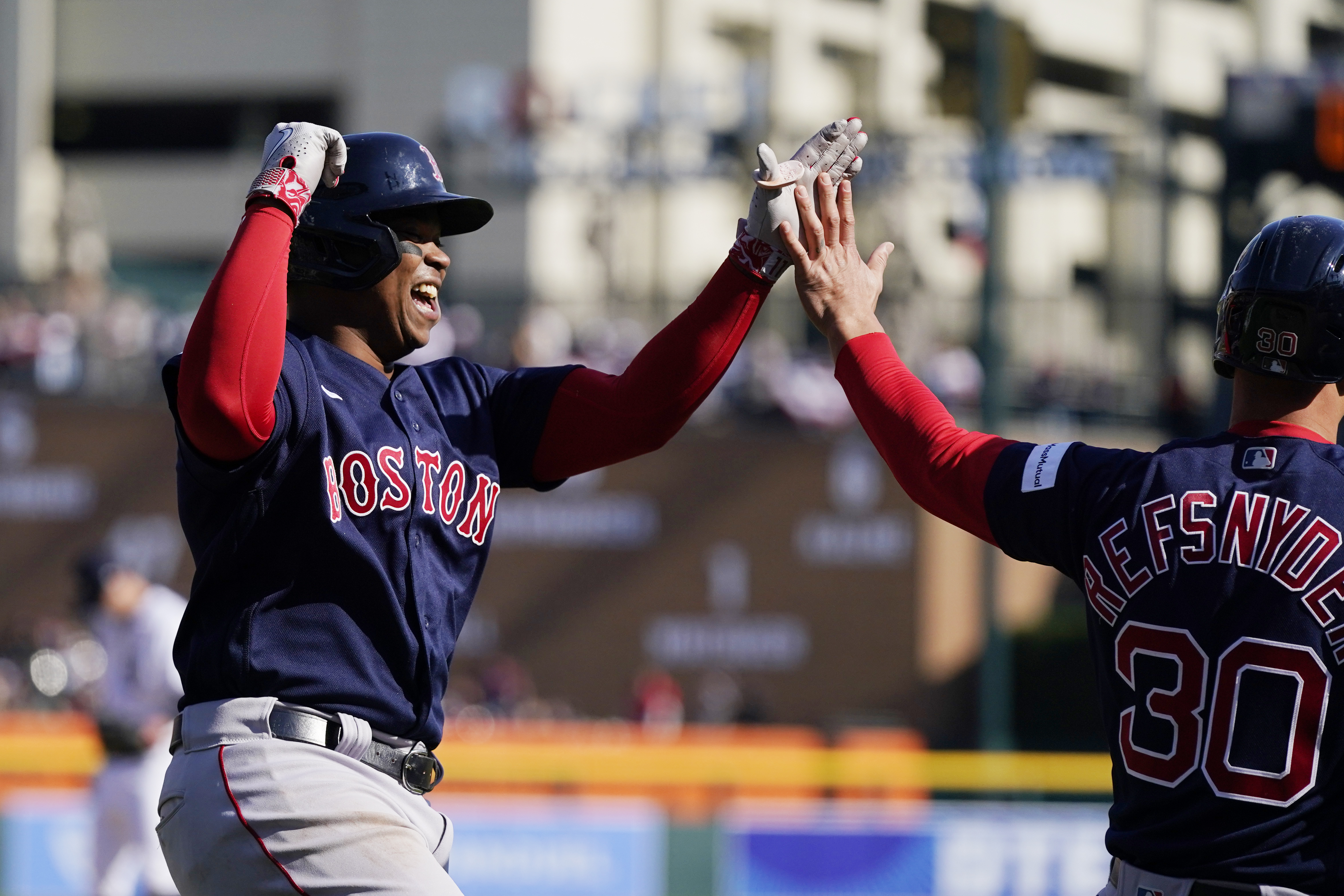 Is Rafael Devers' defense costing Red Sox games? (podcast) 