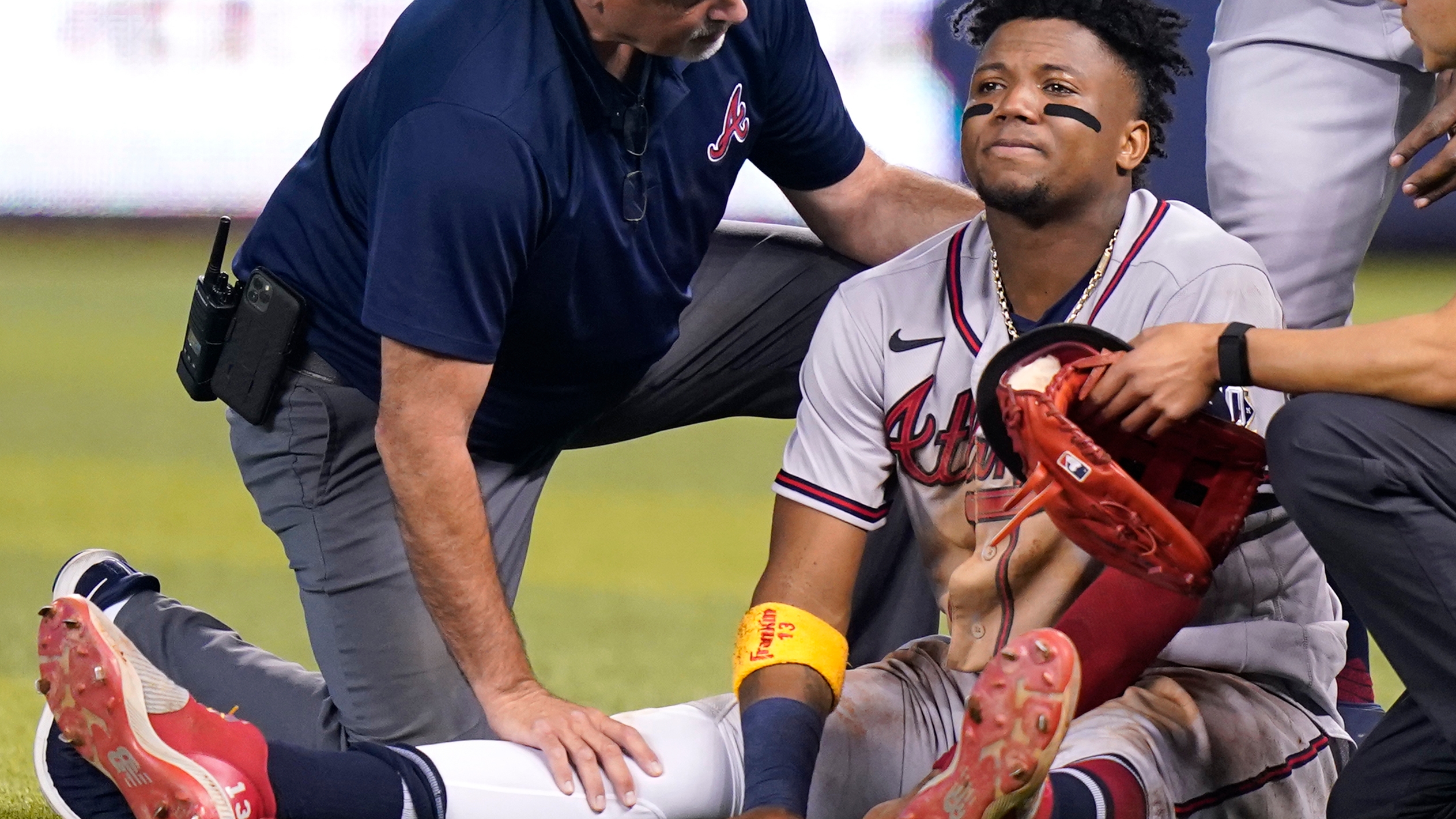 Braves' Ronald Acuña Jr. out for season with torn ACL - MLB Daily Dish