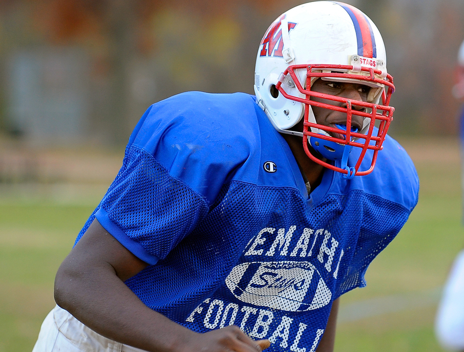 Foley receiver, Auburn commit Thompson presented Under Armour All-American  jersey - Gulf Coast Media