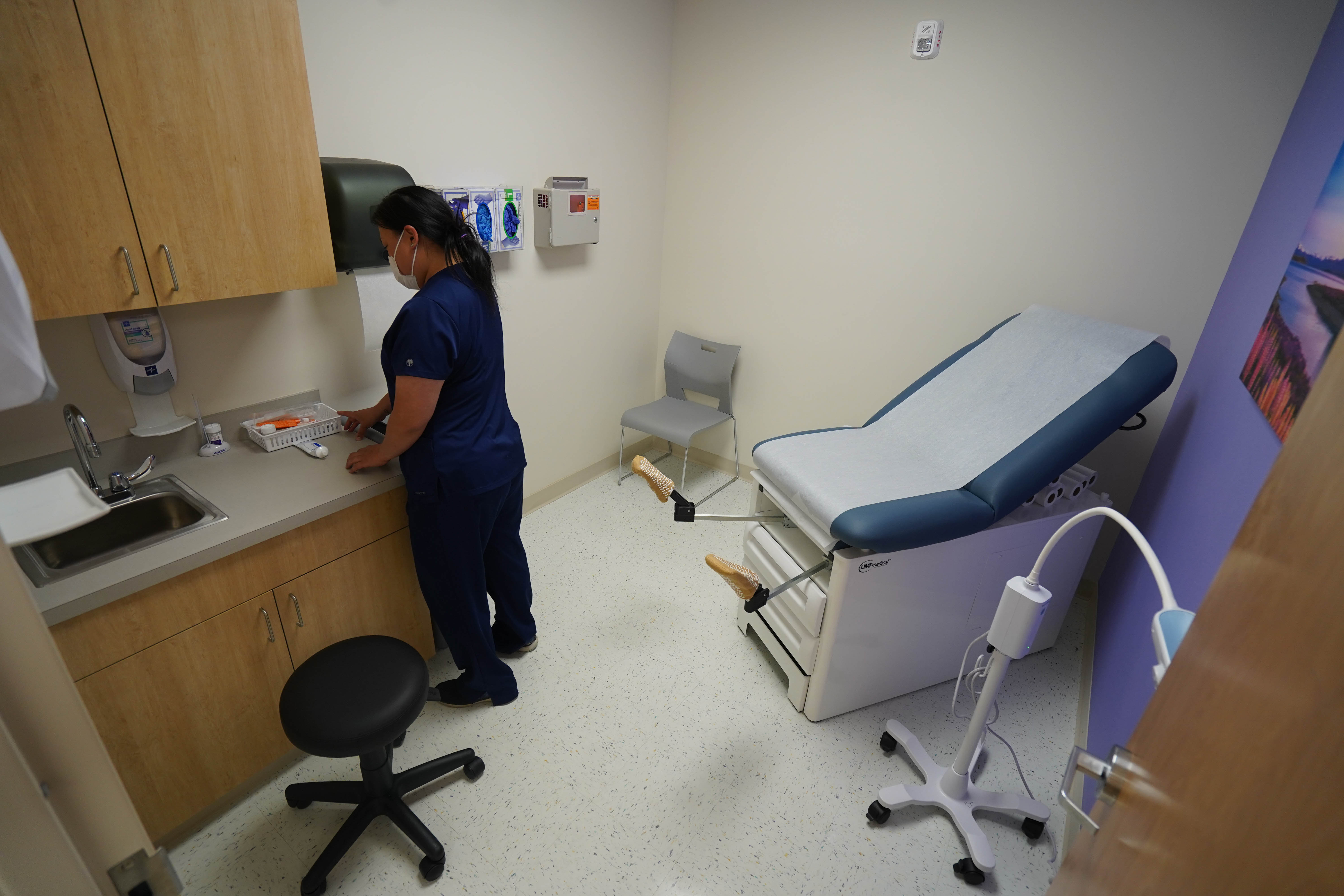 Access Now a woman's walkin health clinic opens in Sewell