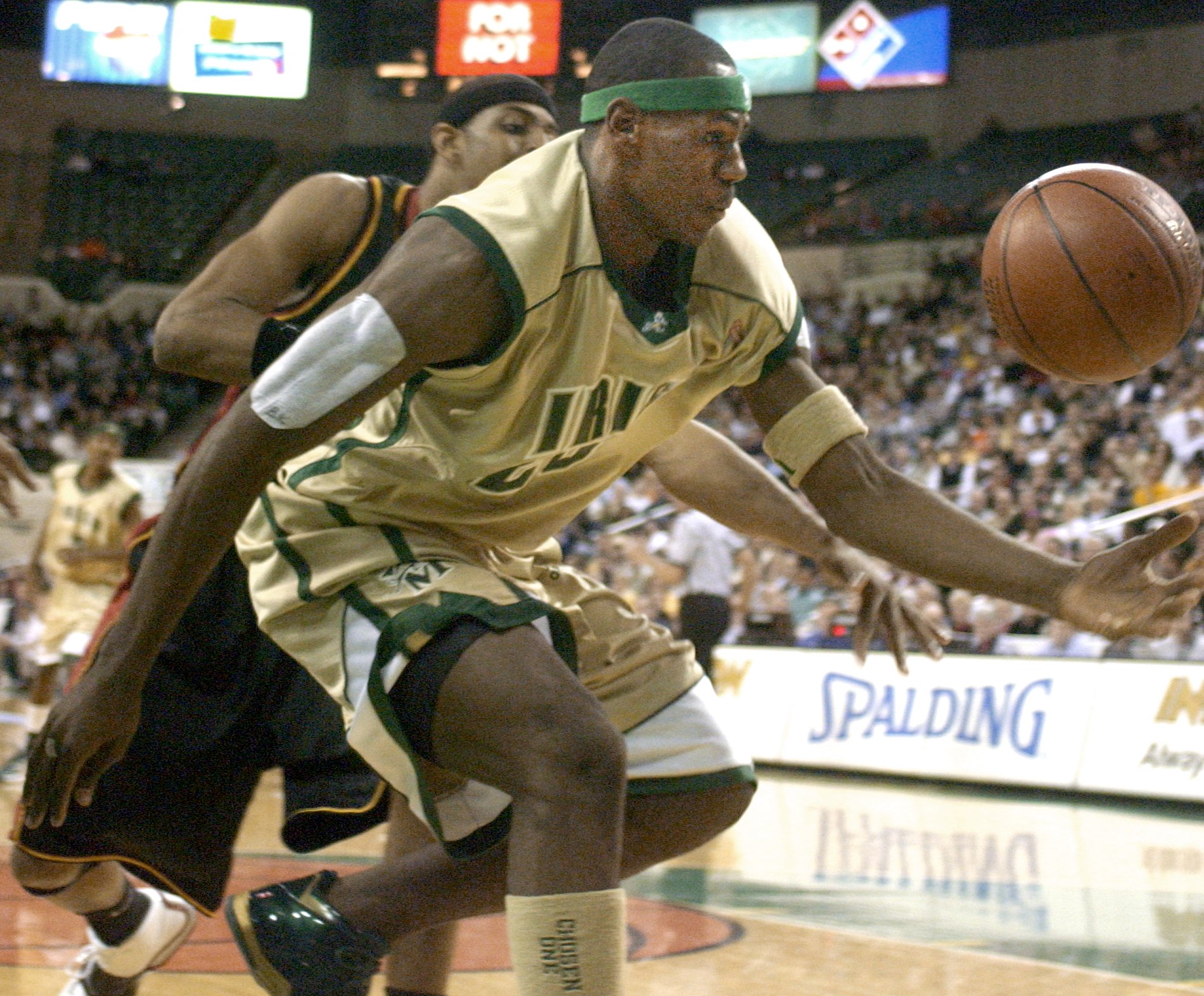 LeBron James chases down a loose ball in the first half of the SVSM- Oak Hill Academy game WEdnesday, Dec. 12, 2002 at Cleveland State University Convocation Center. SVSM won the game.  (Josh Gunter/The Plain Dealer) 
