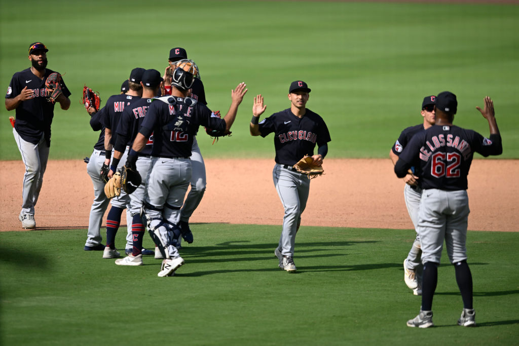 Will the 2022 Cleveland Guardians have some 1995 magic in them? Hey,  Hoynsie 