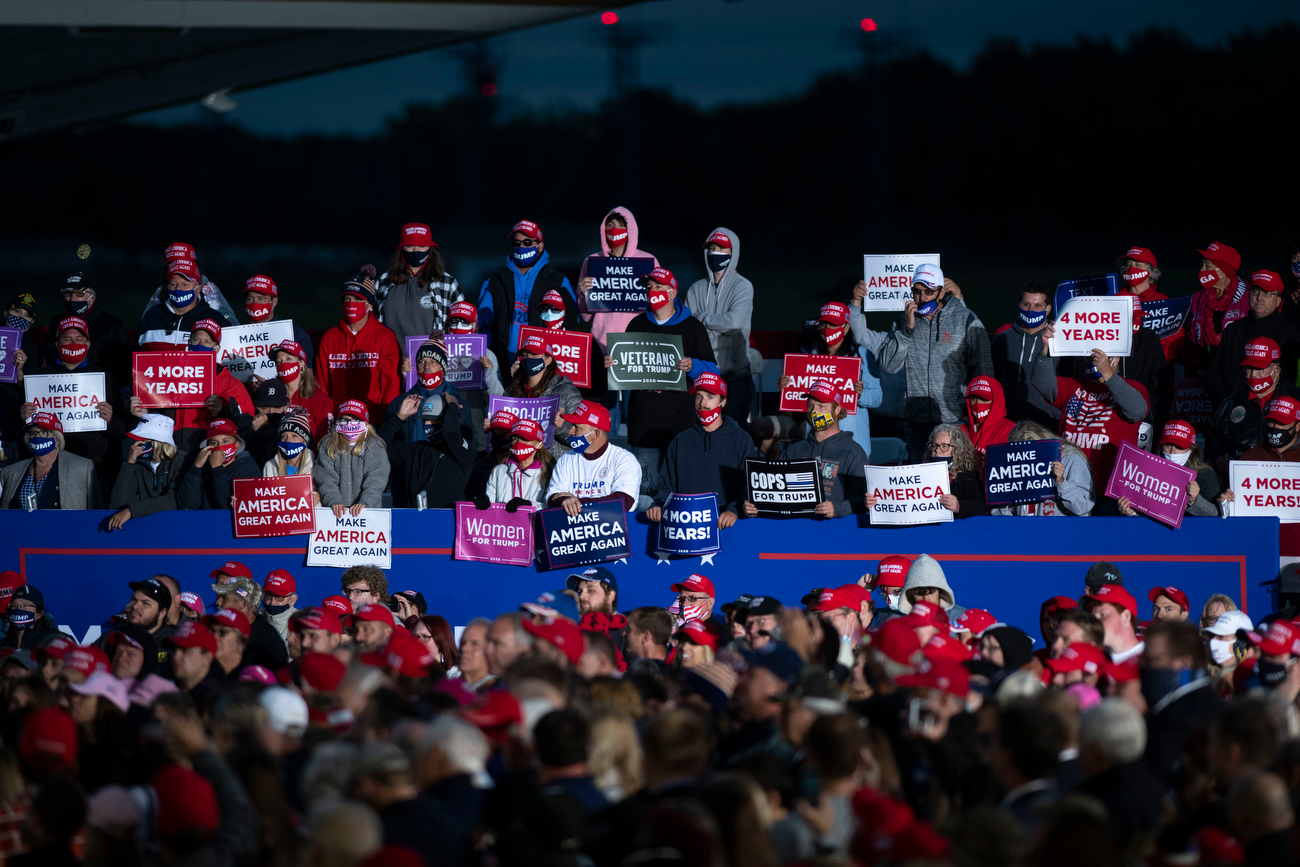 Trump Michigan Rally Crowd Nearly Twice What Was Expected Up To 10 000 Airport Manager Says Mlive Com