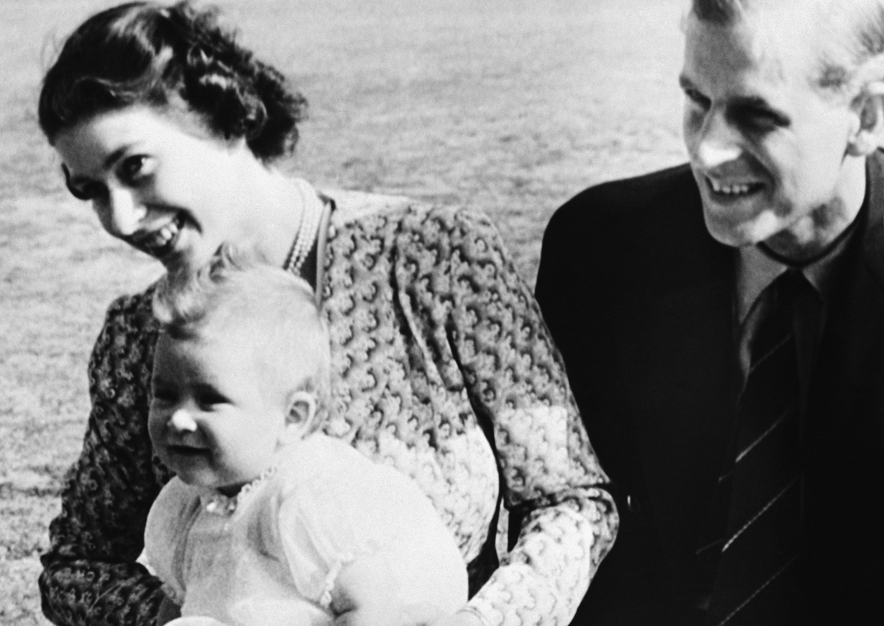 Hm The Queen Elizabeth Ii, Prince Philip And Dr Nkrumah Arrive At