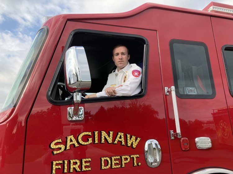 Saginaw Fire Department gets new flagship ladder truck - mlive.com