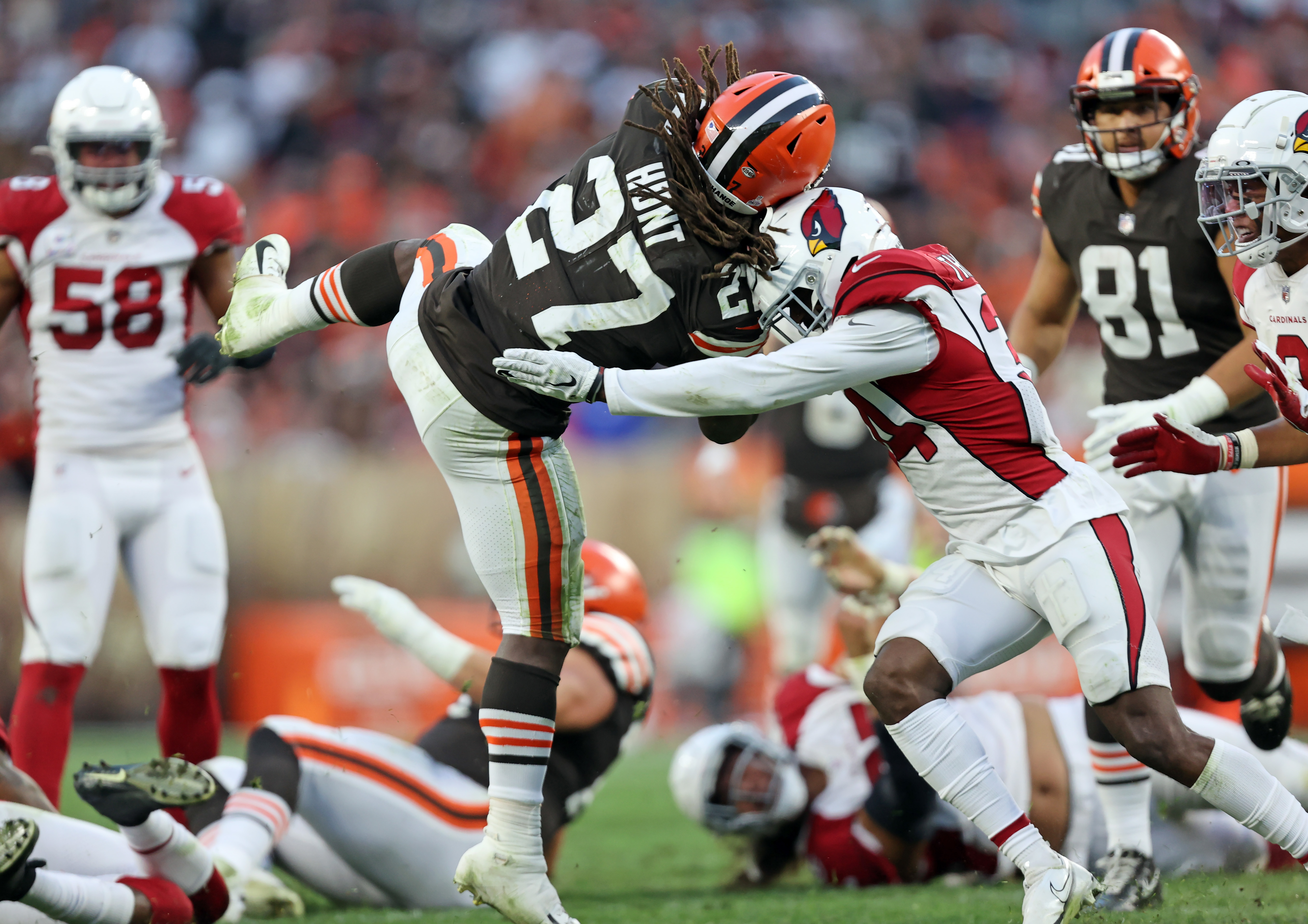 Browns Morning Roundup: Safety tryouts, Kareem Hunt, injuries, and