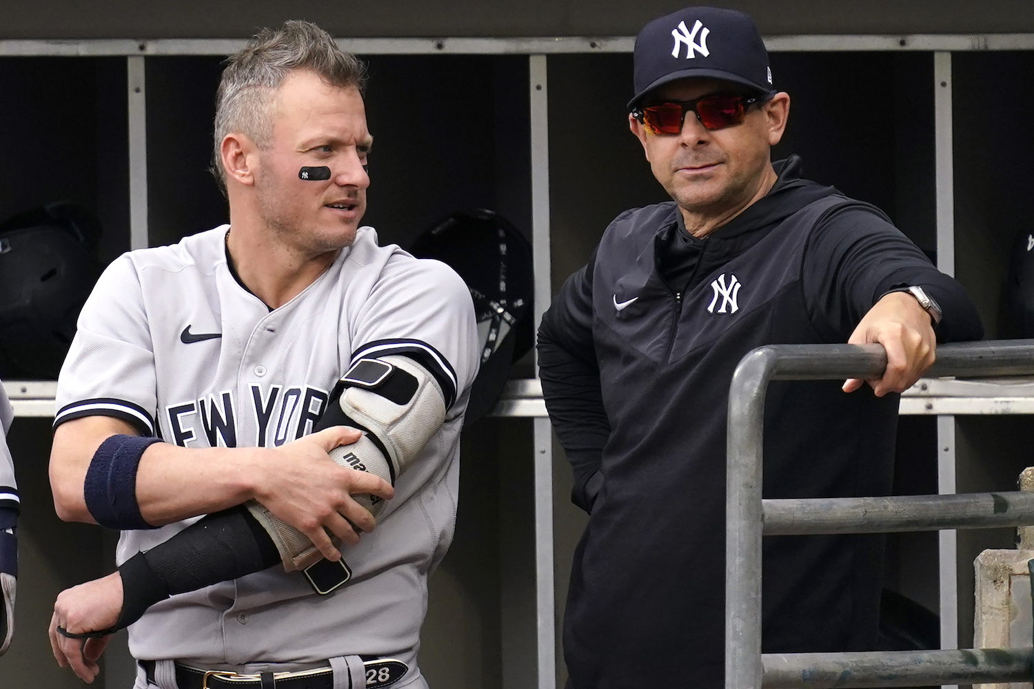 Are the Yankees making the right move bringing Aaron Boone back