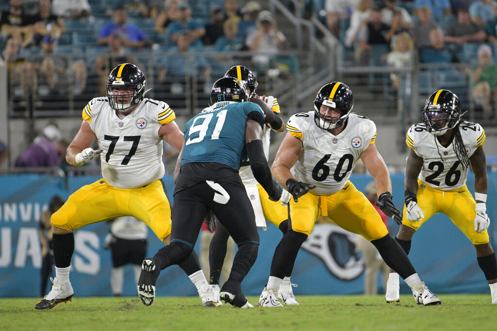 Former Steelers J.C. Hassenauer agrees to terms with the New York