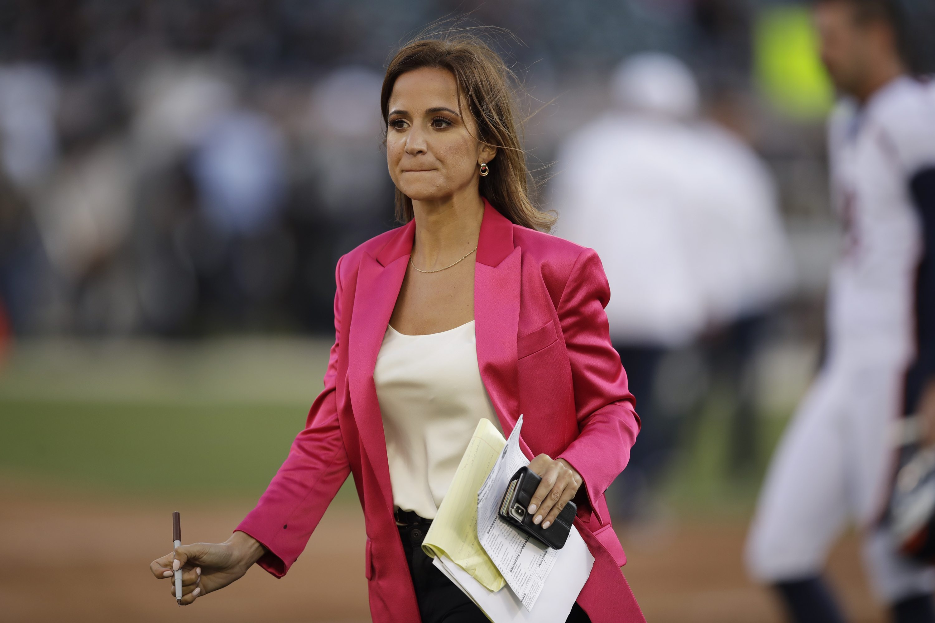 ESPN NFL reporter, N.J. native (and new mom) Dianna Russini lands