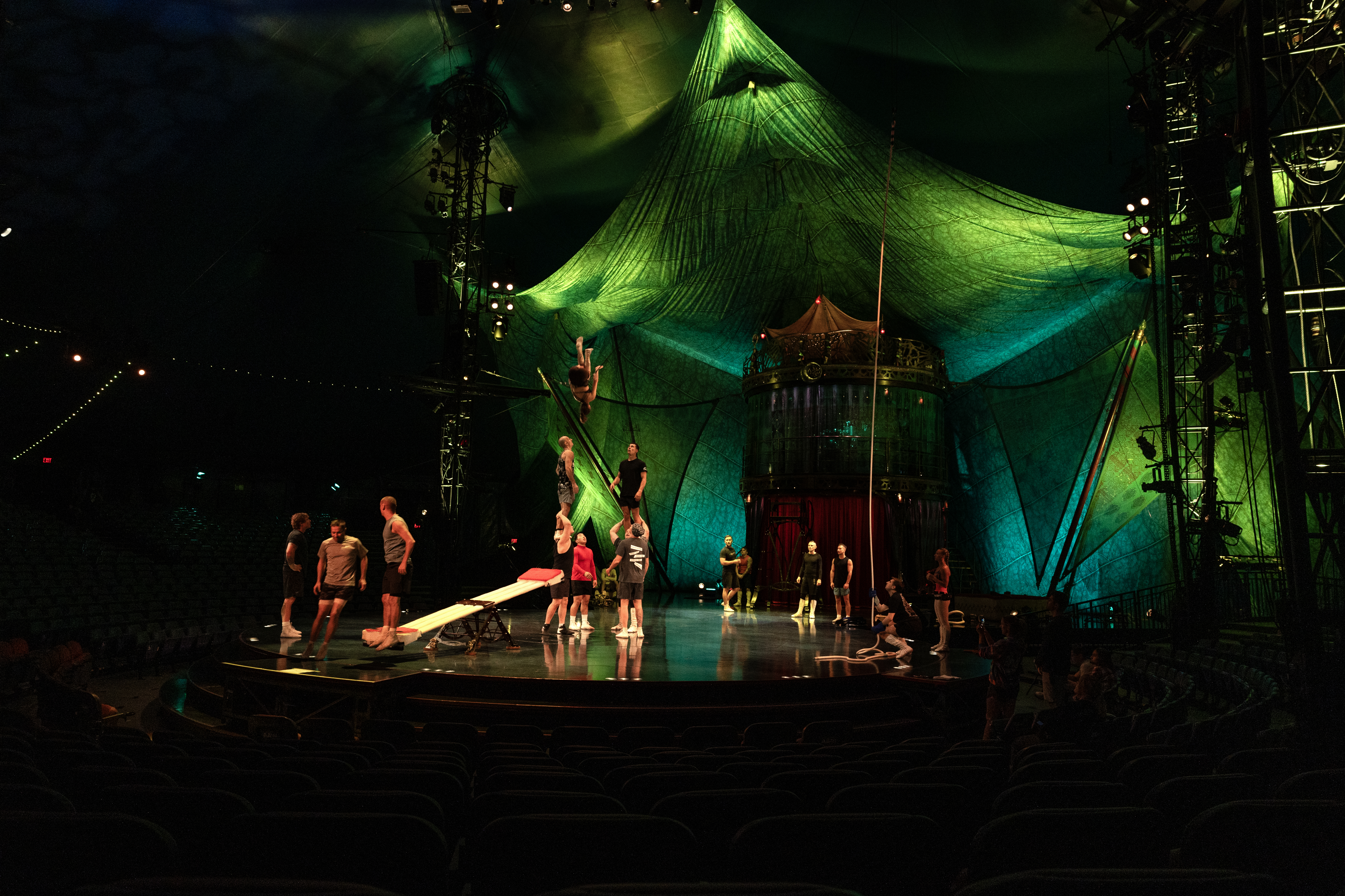 Cirque du Soleil's Kooza is back under Portland's big top – Here