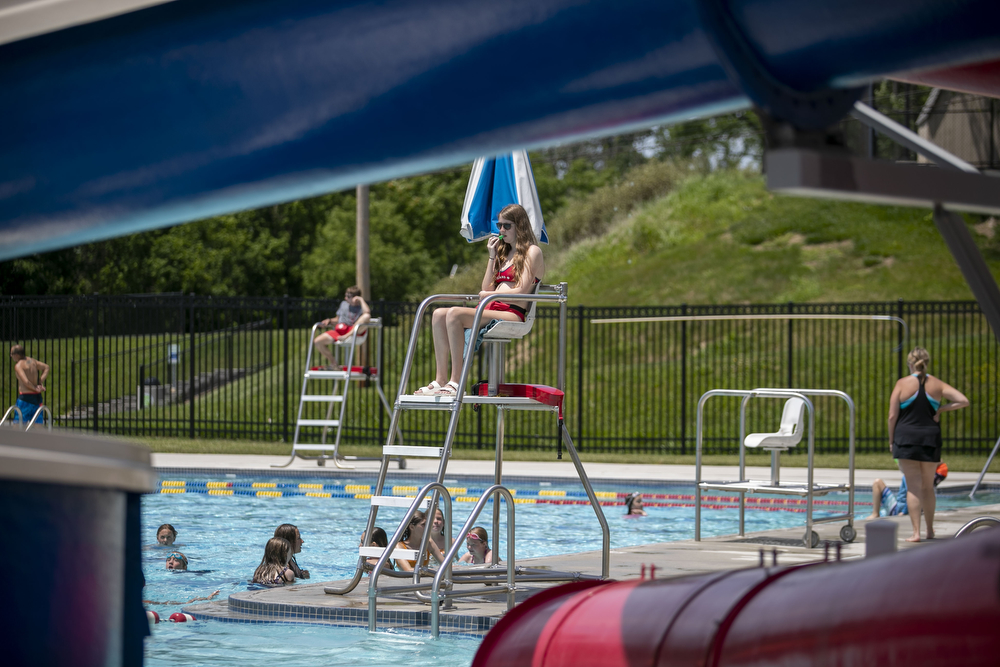 etown swim and fitness pool hours