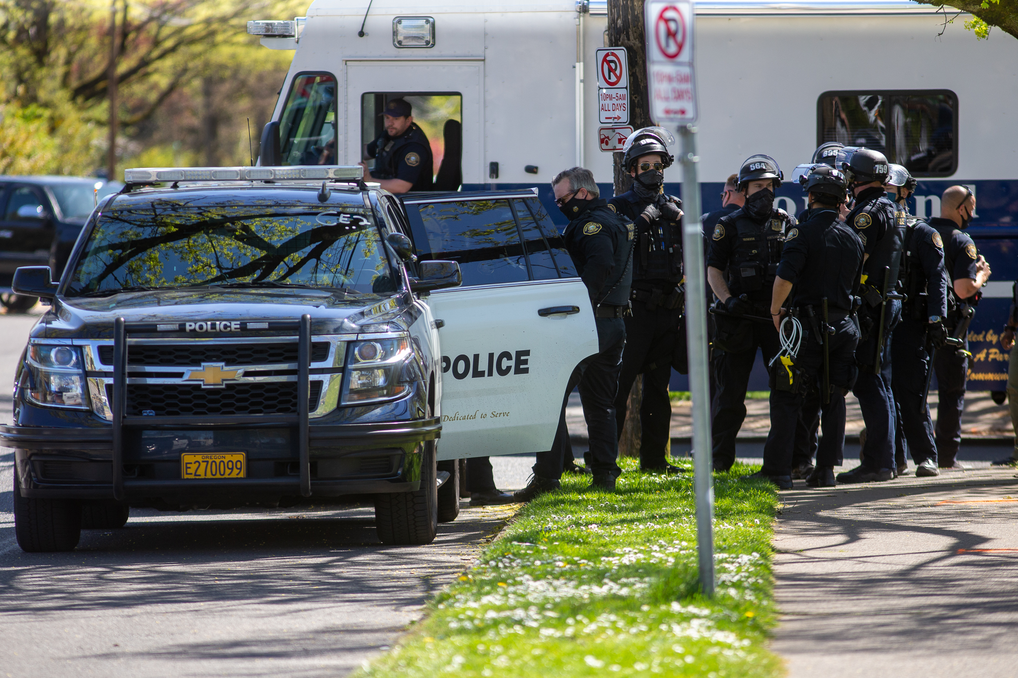 Portland Officer Who Fatally Shot Man In Se Portland Is 8 Year Police Bureau Member Former Army Ranger Oregonlive Com