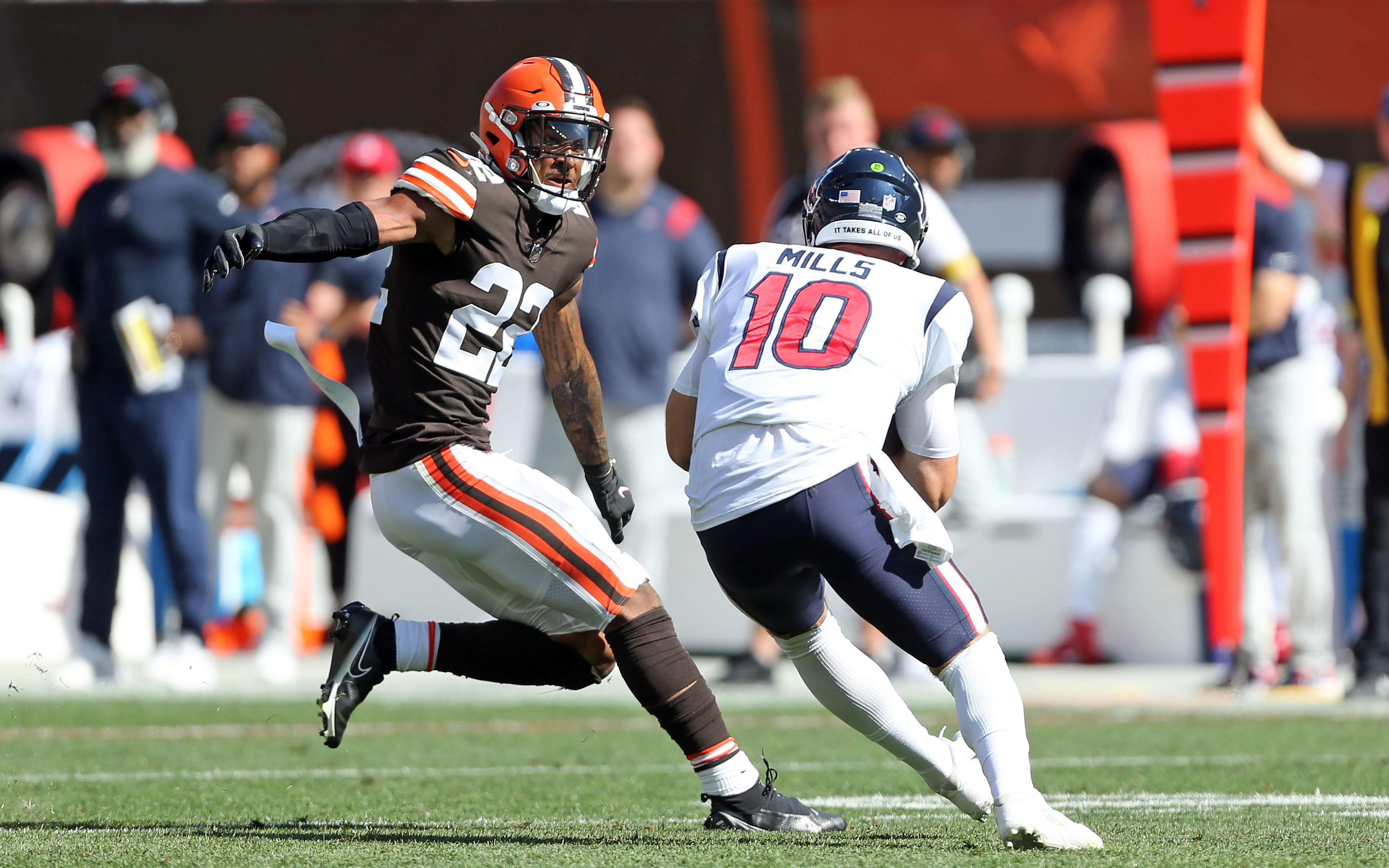 Nick Chubb voted Browns 2020 Ed Block Courage Award recipient