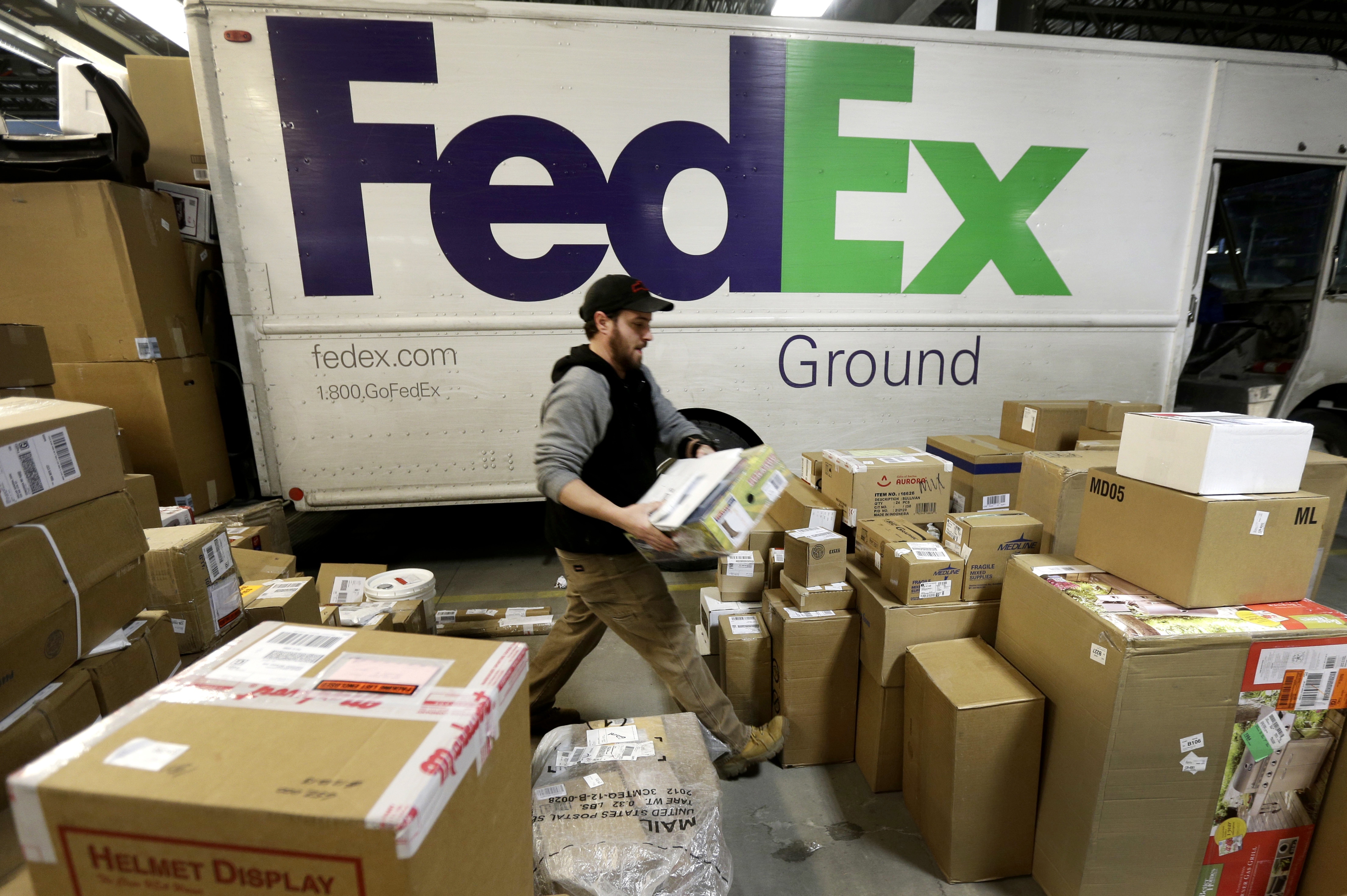 When's the Final Day to Ship a Gift to Arrive by Christmas With USPS,  FedEx, UPS or ? - CNET