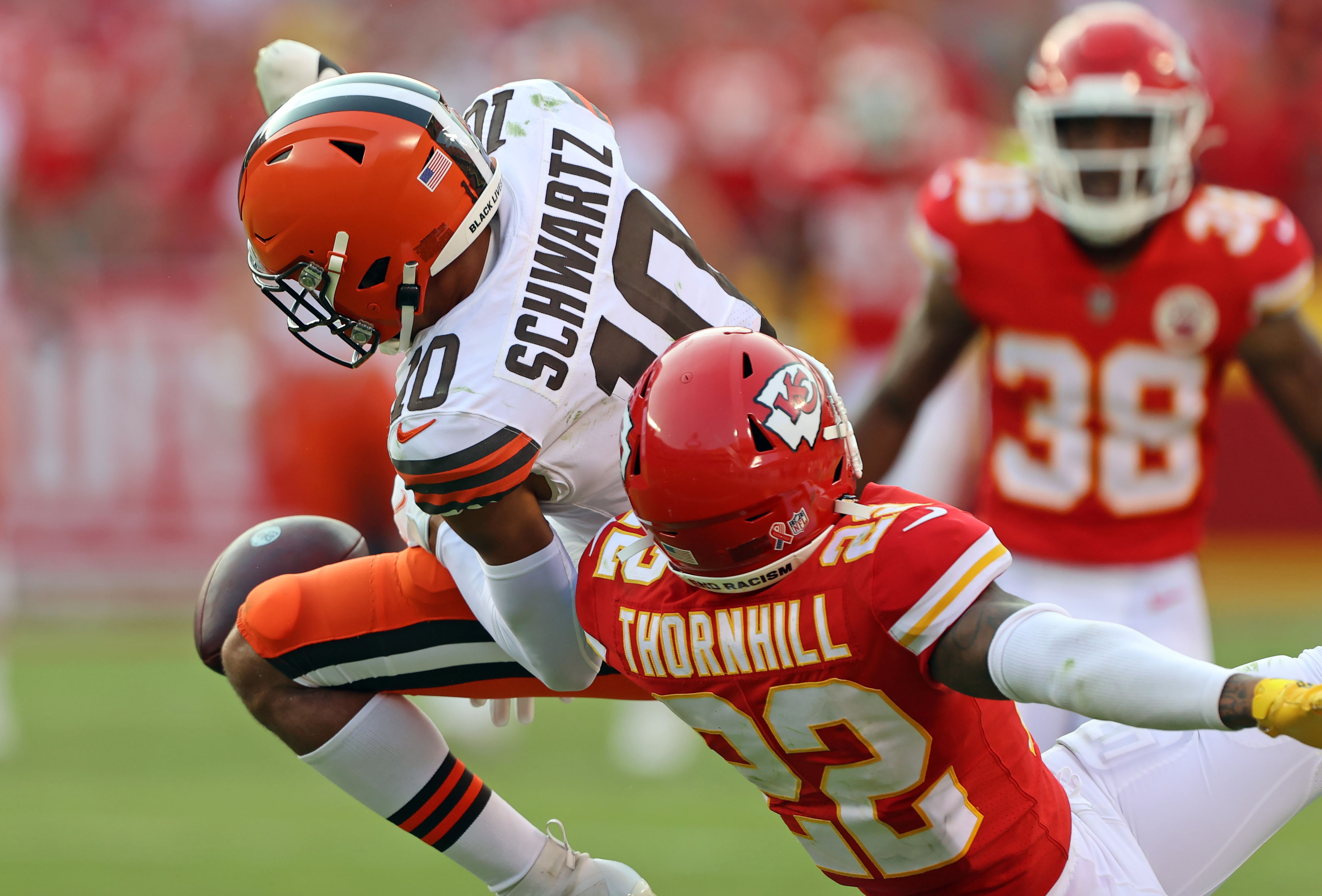 Kansas City Chiefs safety Juan Thornhill (22) gets set on defense