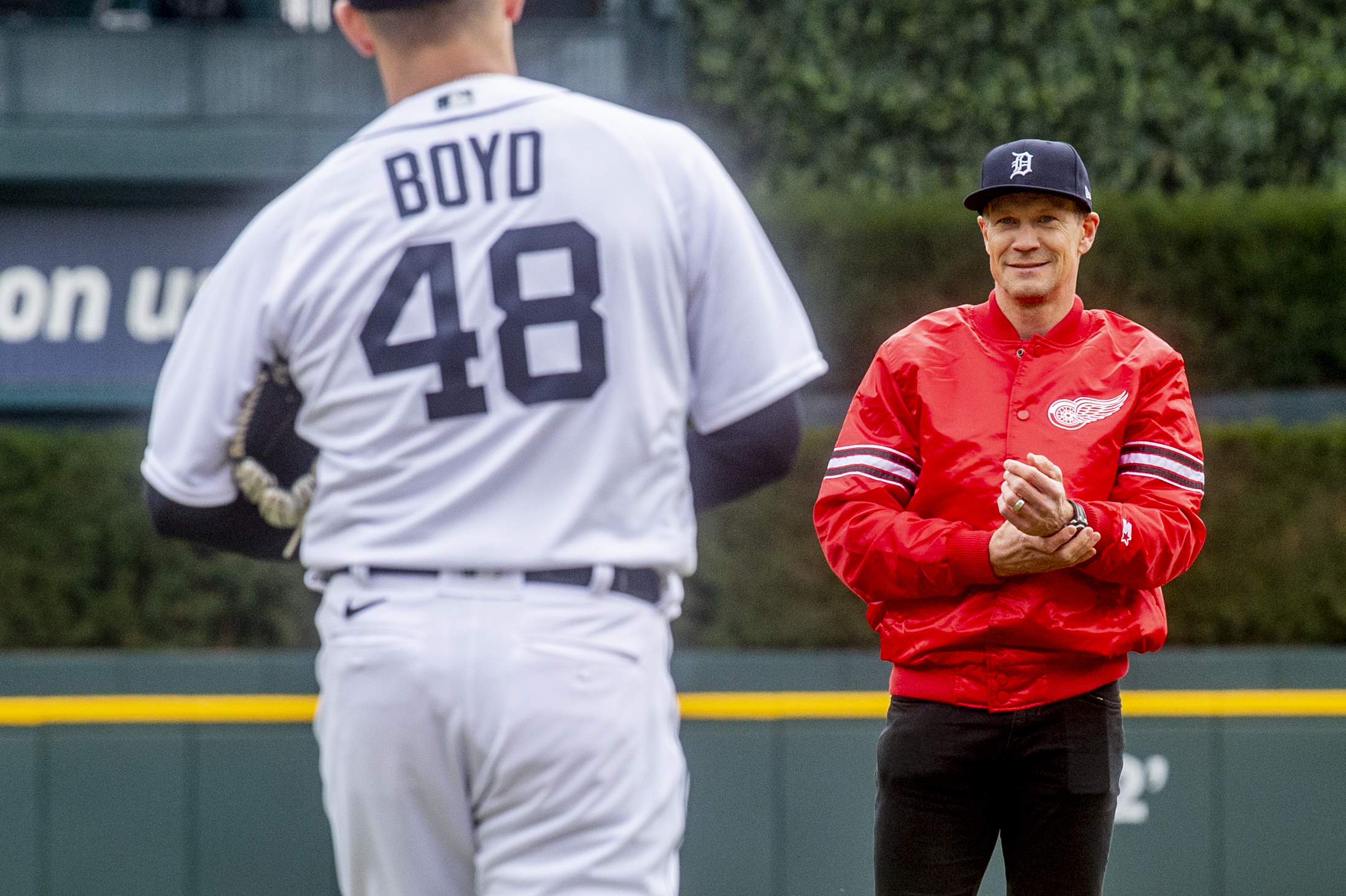 Iconic moment: Detroit sports legends gather for first pitch at Tigers  Opening Day