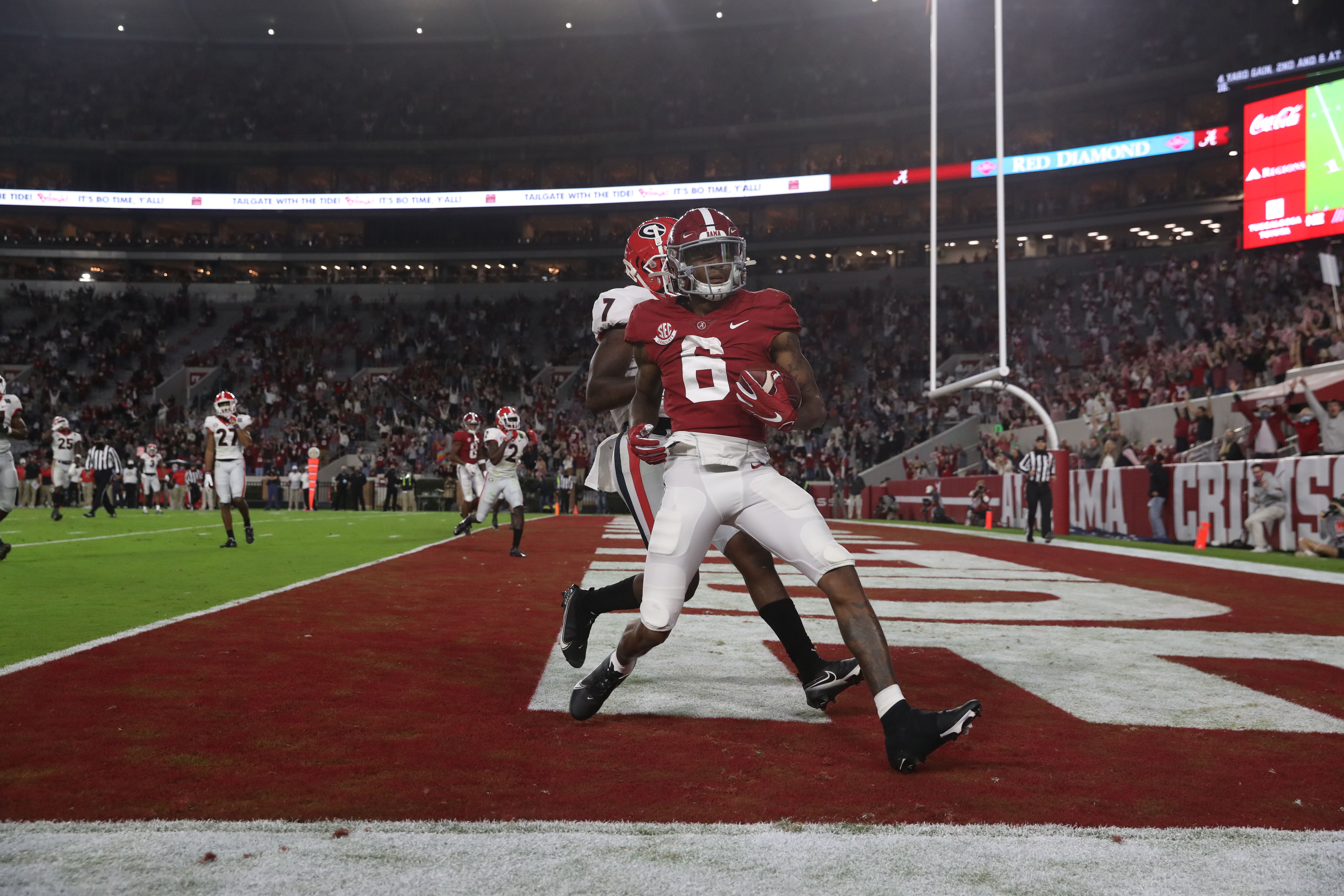 Alabama beats Georgia, Mac Jones passes for 417 yards