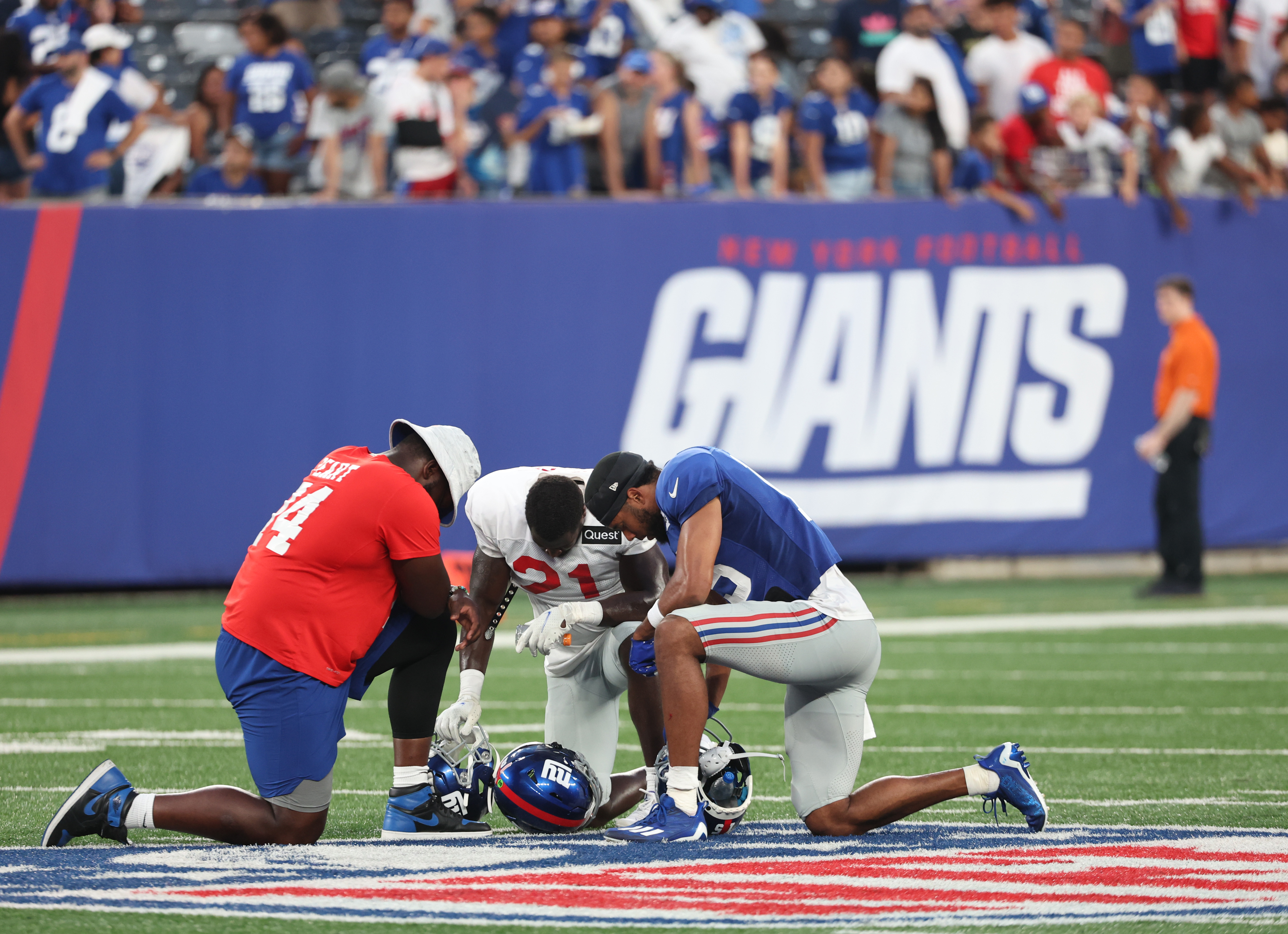 New York Giants play Blue & White scrimmage at Fan Fest 2022 