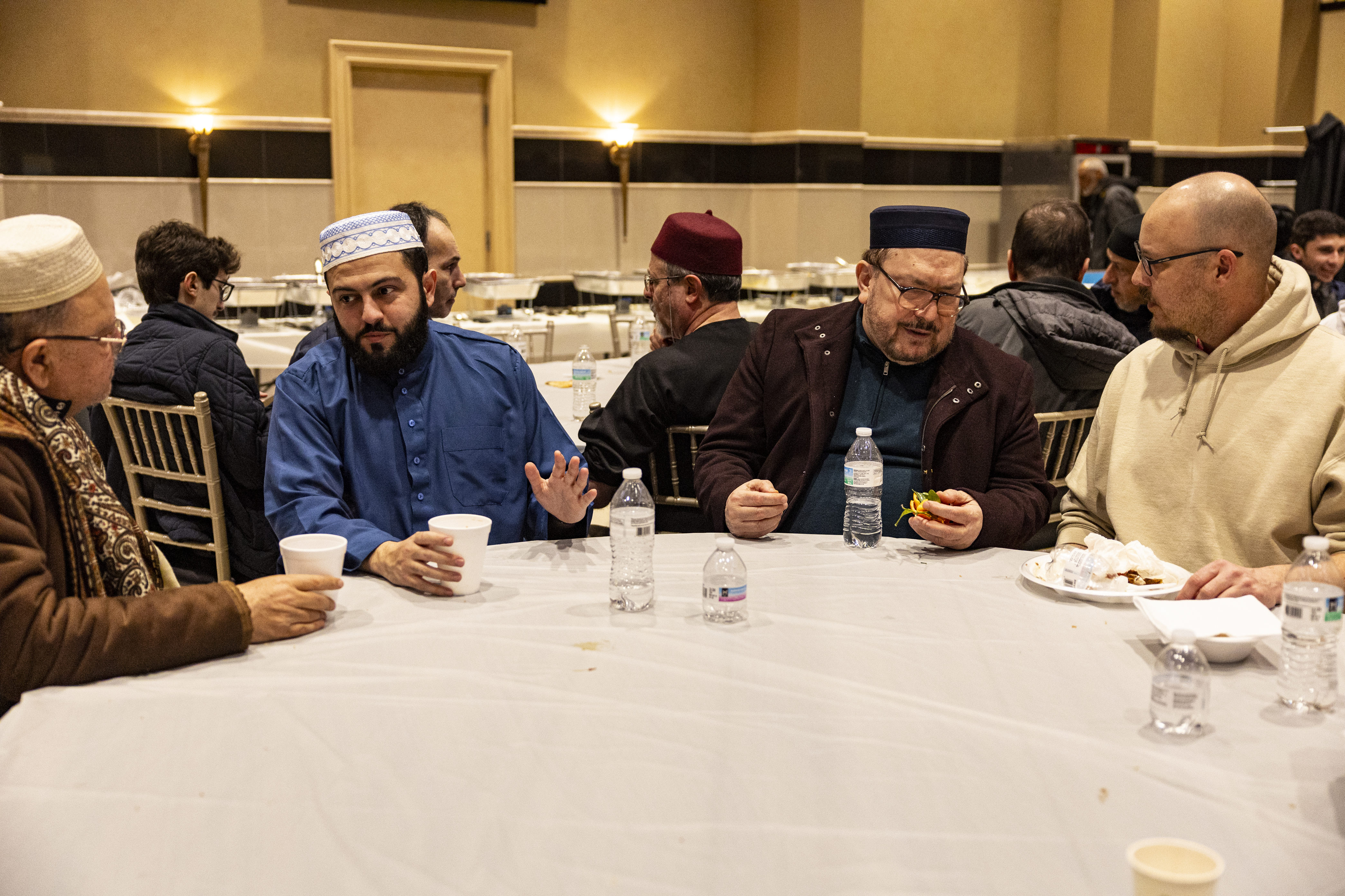 Muslims observe Ramadan in Genesee County - mlive.com