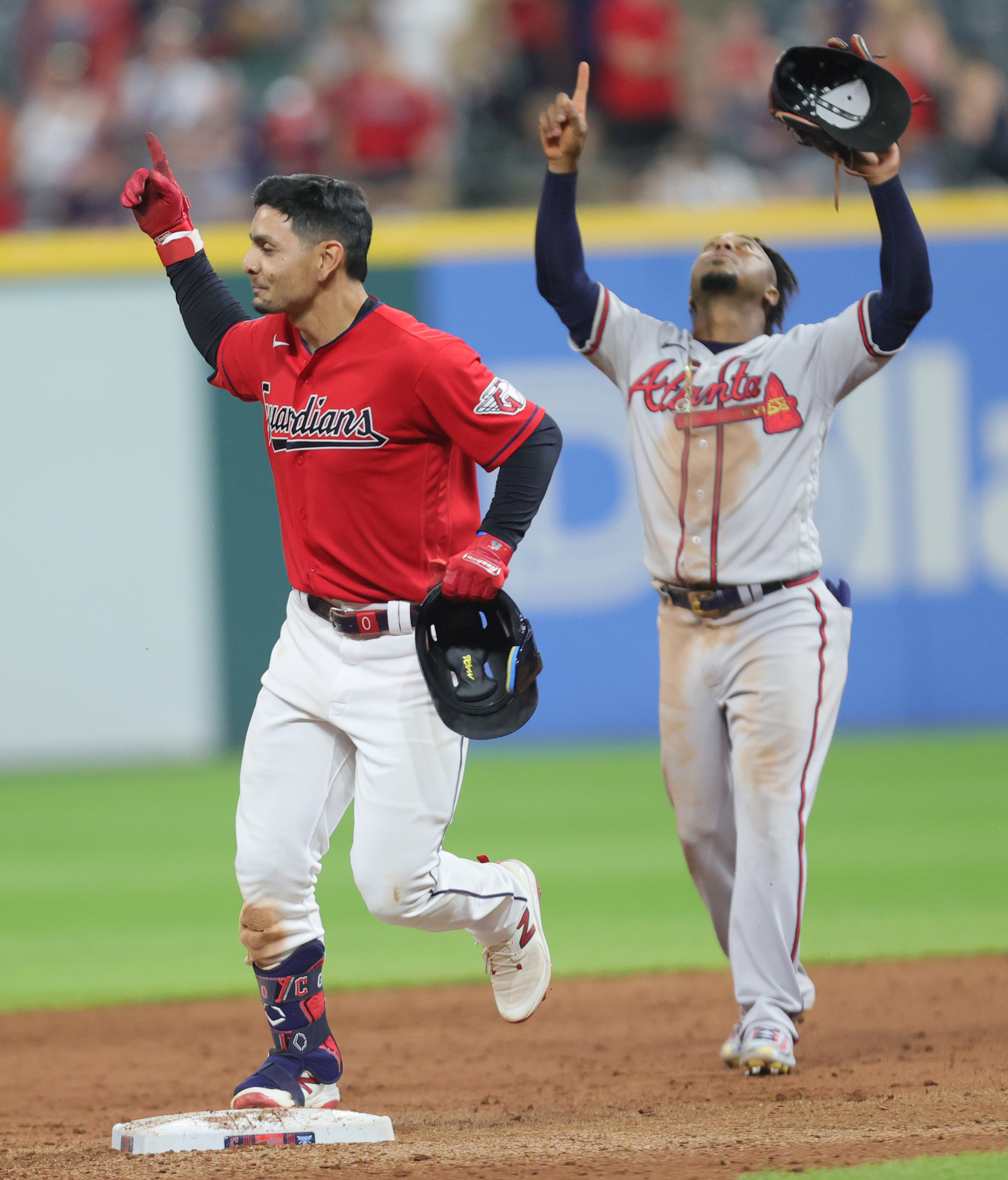 All-Stars Murphy, Olson homer as Braves bounce back from rare recent loss  to smash Guardians 8-1