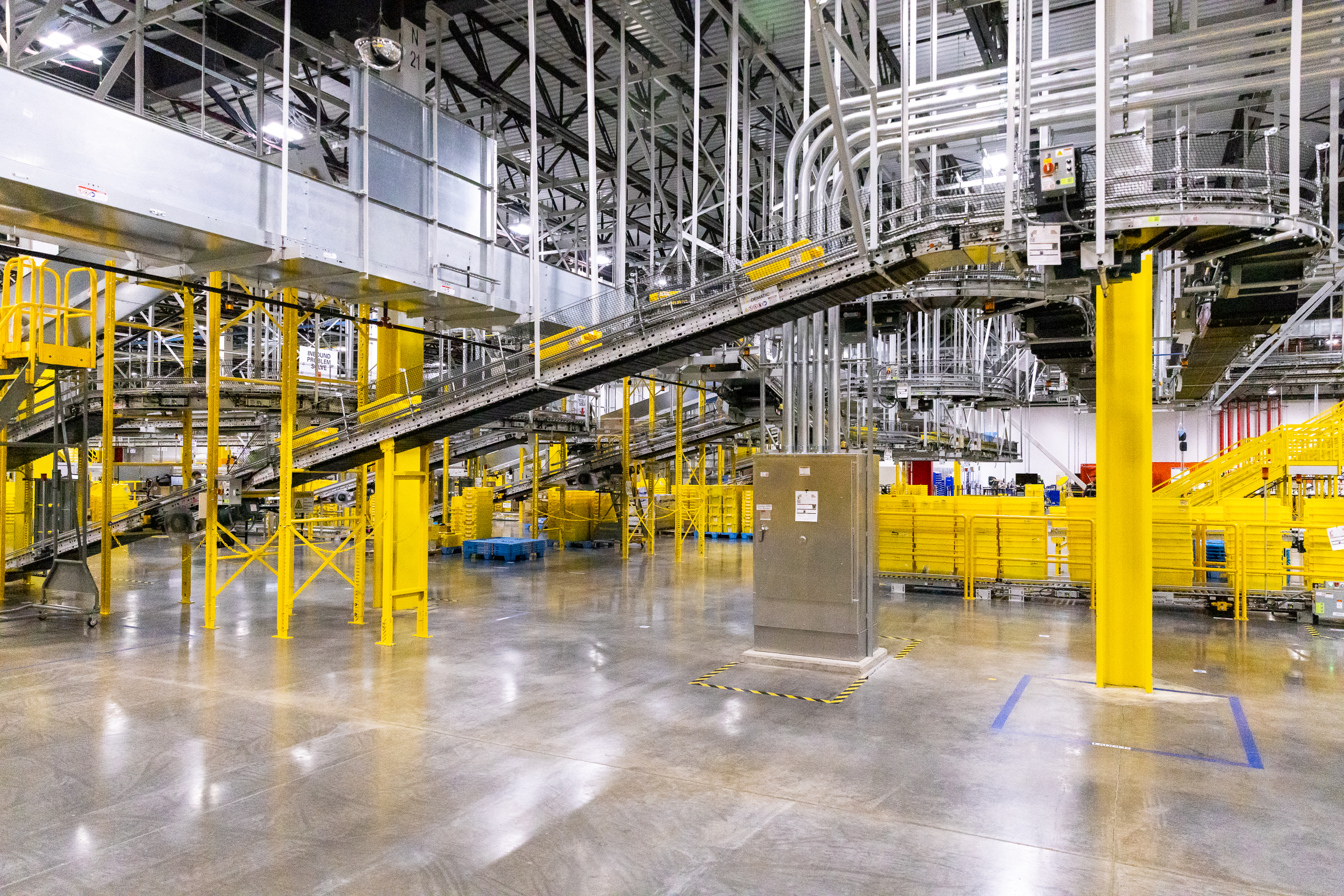 Amazon Fulfillment Center in Woodburn - oregonlive.com