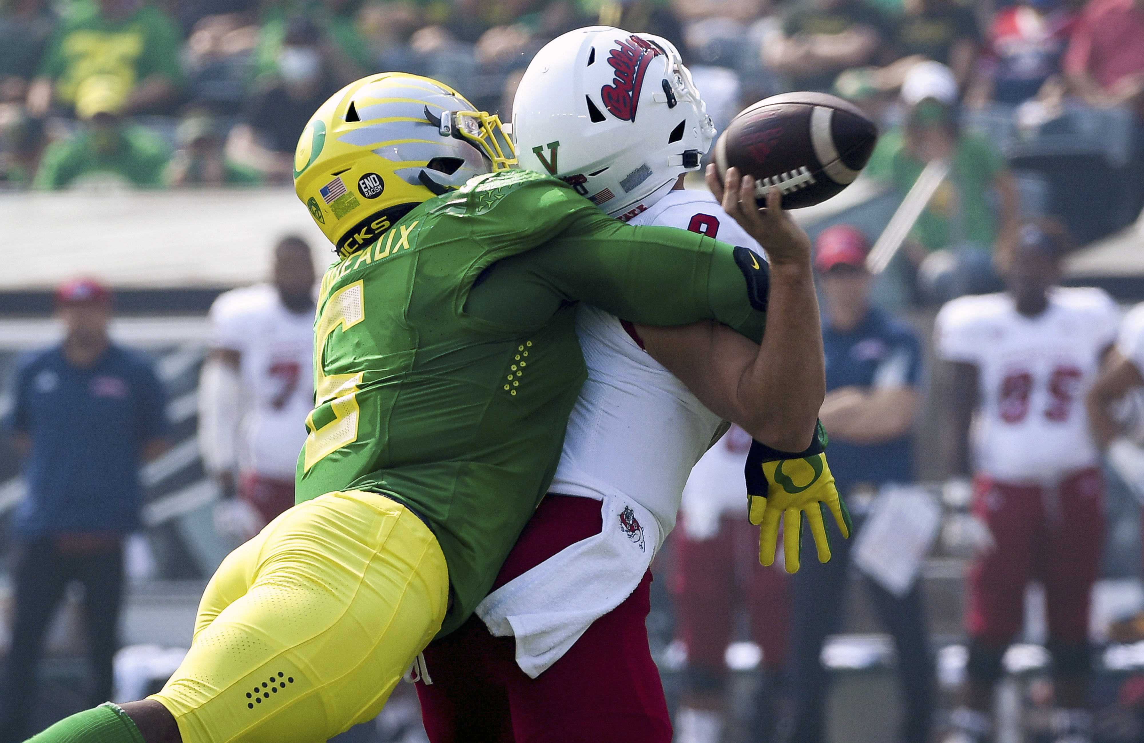 Oregon's Kayvon Thibodeaux, potential top pick, declares for NFL draft with  plans to skip bowl game 