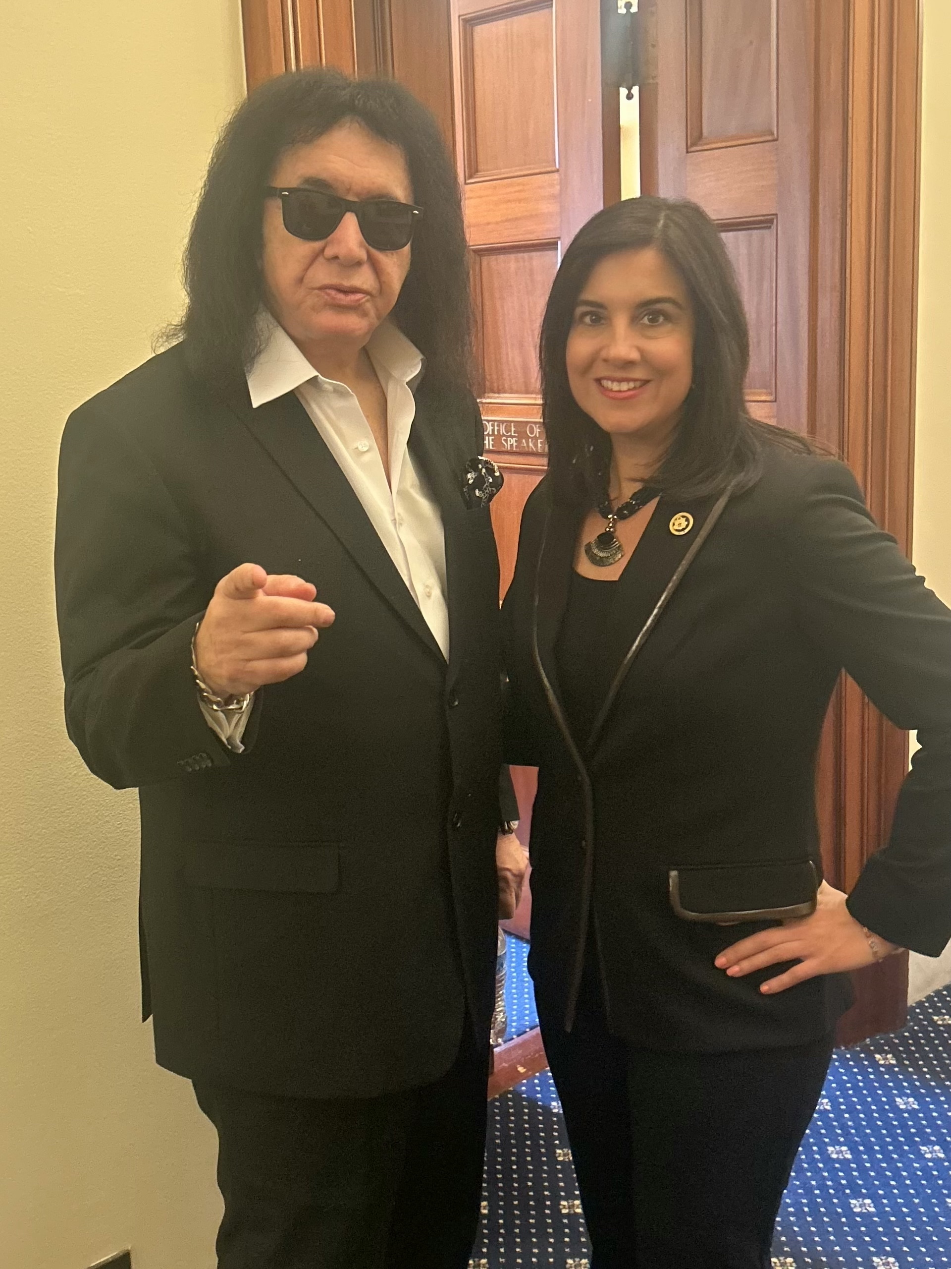 ヤンキーとKISS KISS icon Gene Simmons meets with Rep. Malliotakis during Capitol