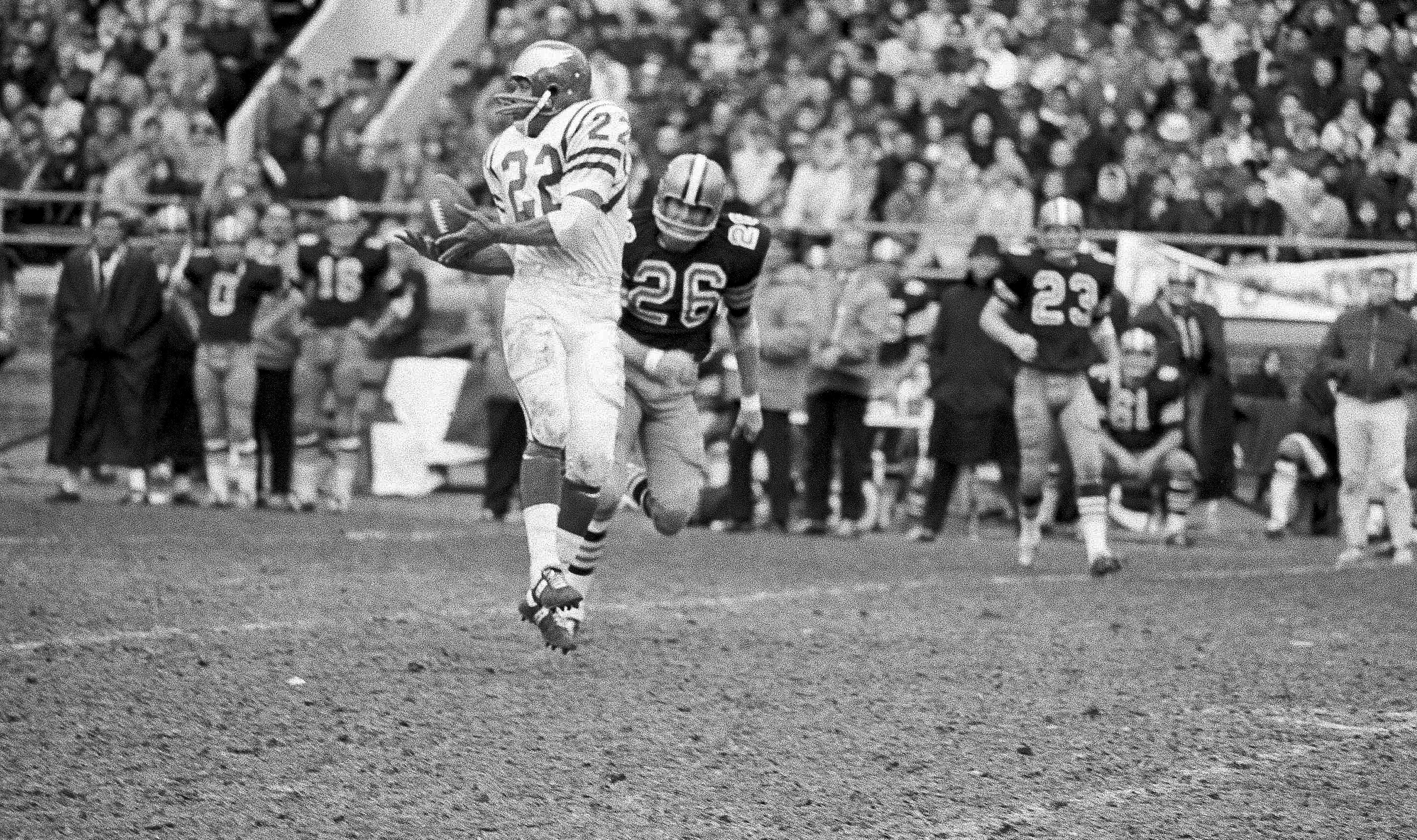 Timmy Brown Green Bay Packers 1959, Philadelphia Eagles 1960-67 and  Baltimore Colts 1968.