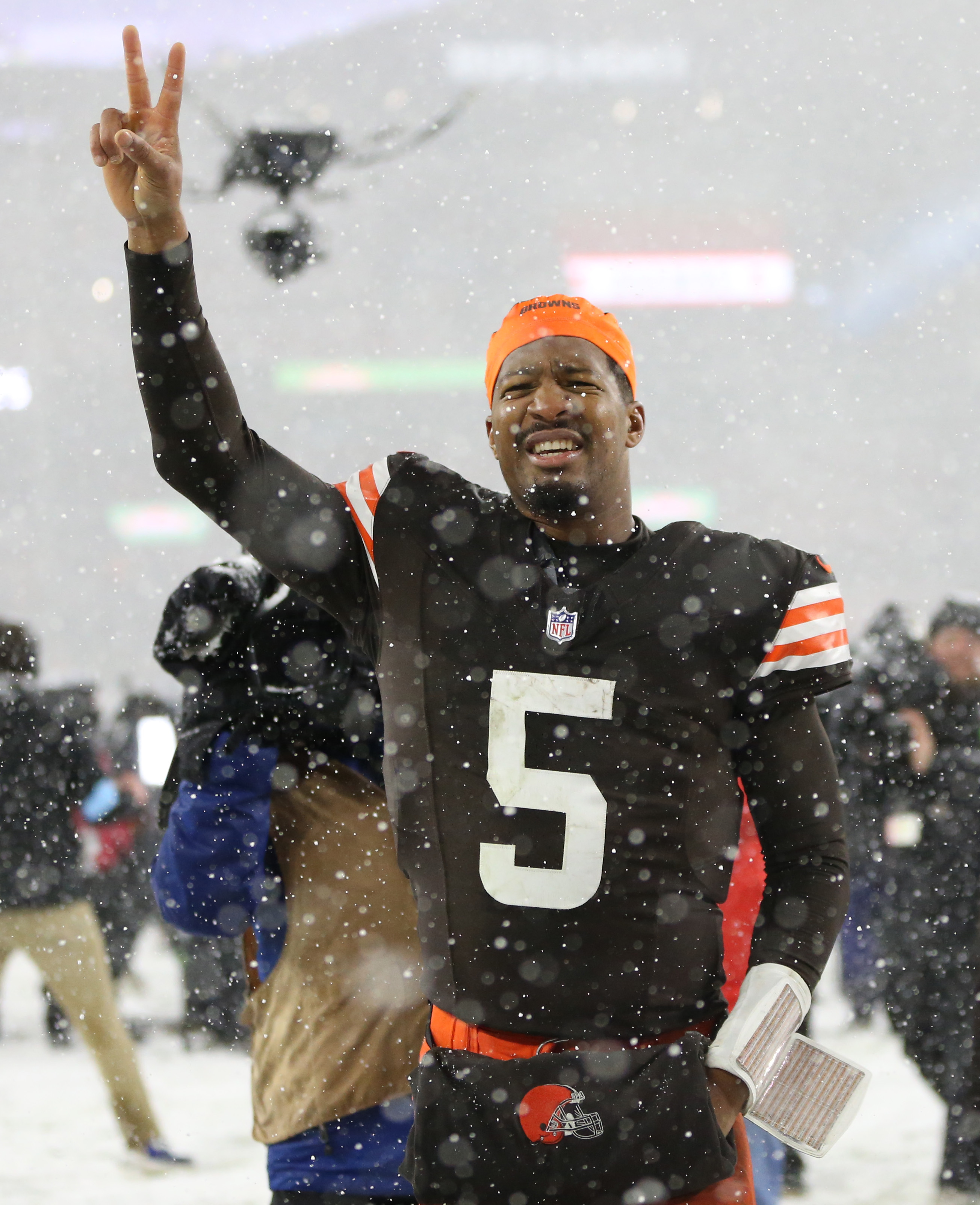 Cleveland Browns quarterback Jameis Winston vs. the Pittsburgh