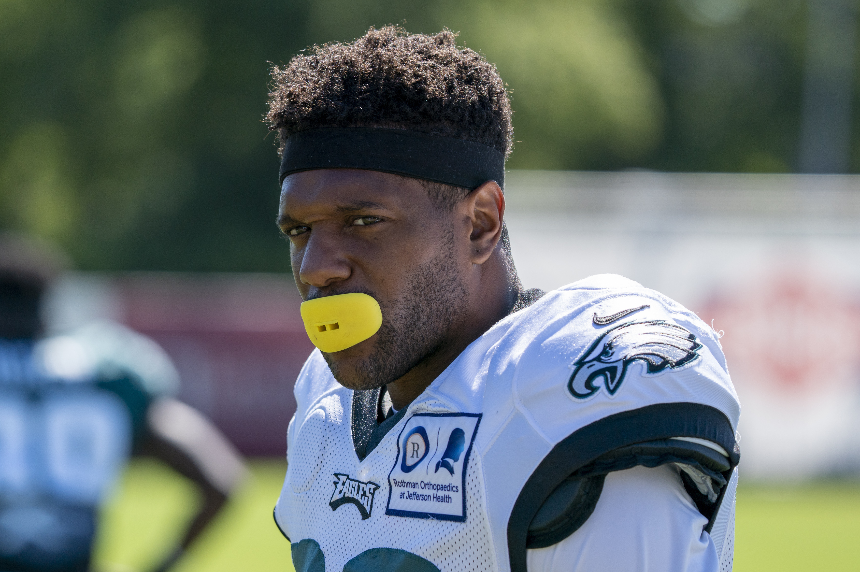 Colts sign former Eagles safety Rodney McLeod