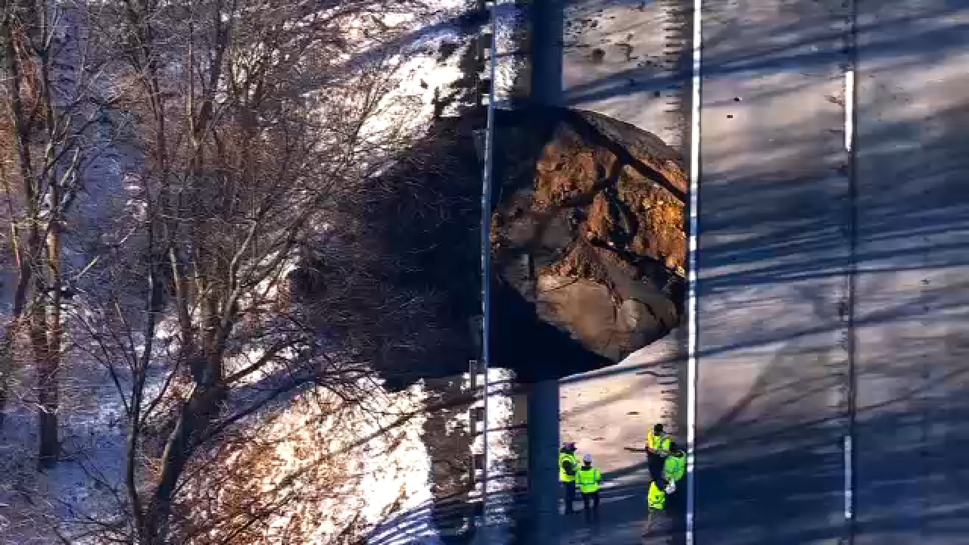 Giant sinkhole opens on I-80, prompting lane closures and